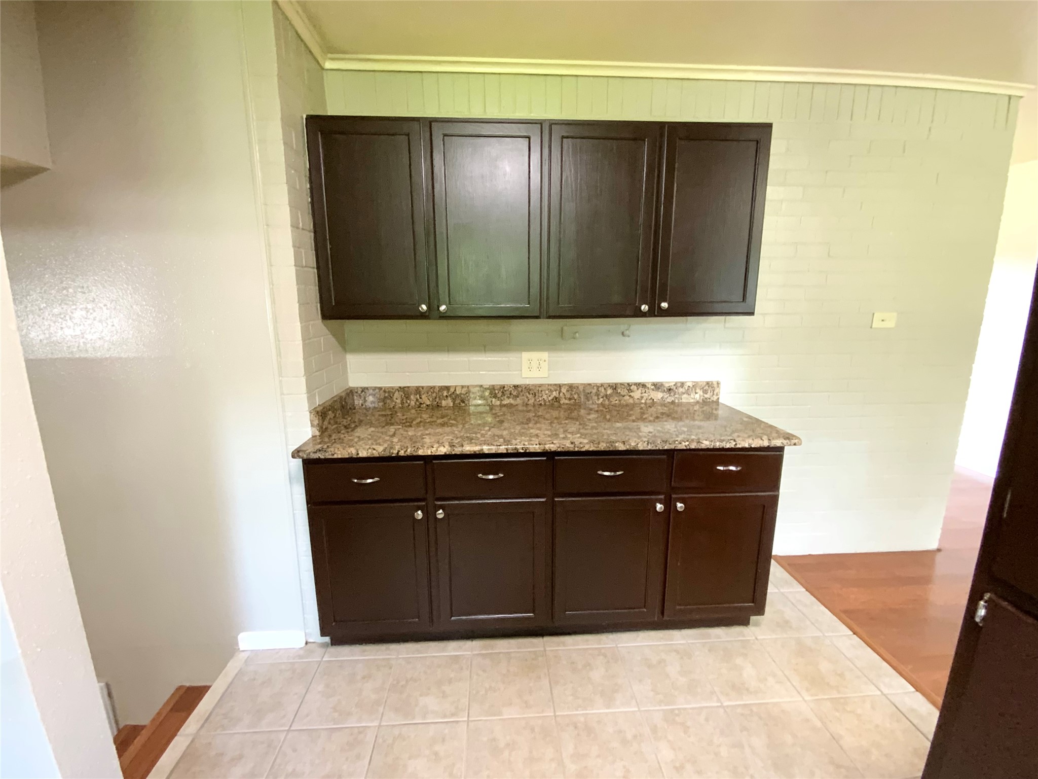 213 Georgian Road Fort Worth TX 76134