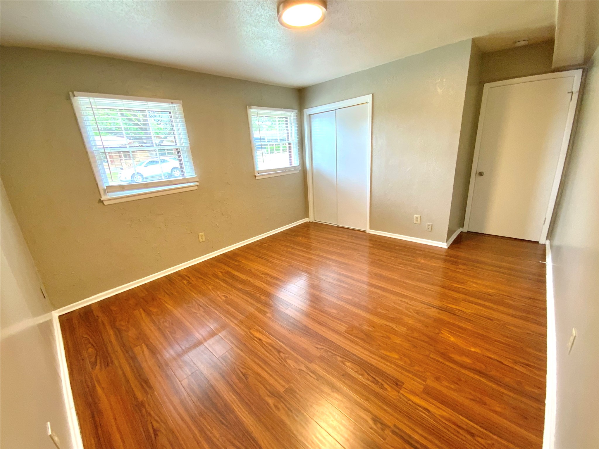 213 Georgian Road Fort Worth TX 76134