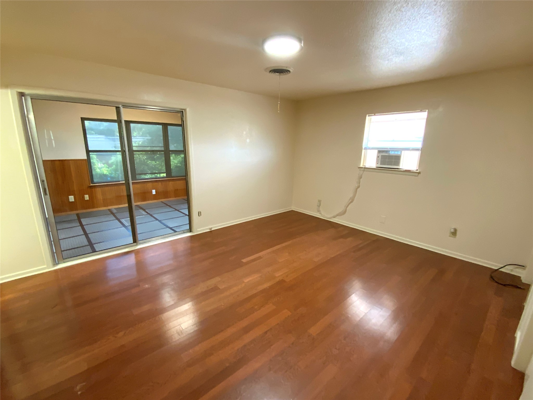 213 Georgian Road Fort Worth TX 76134