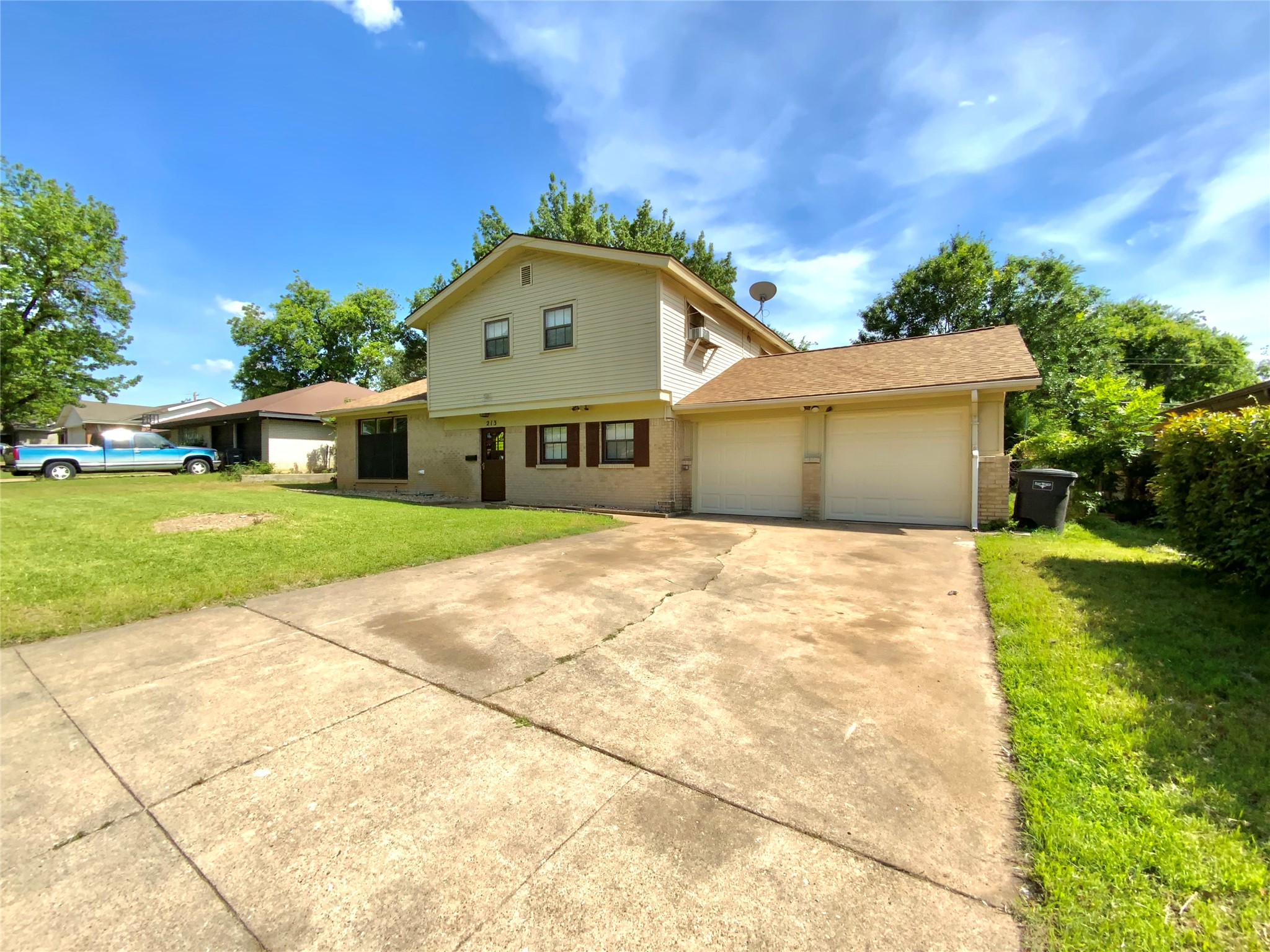 213 Georgian Road Fort Worth TX 76134