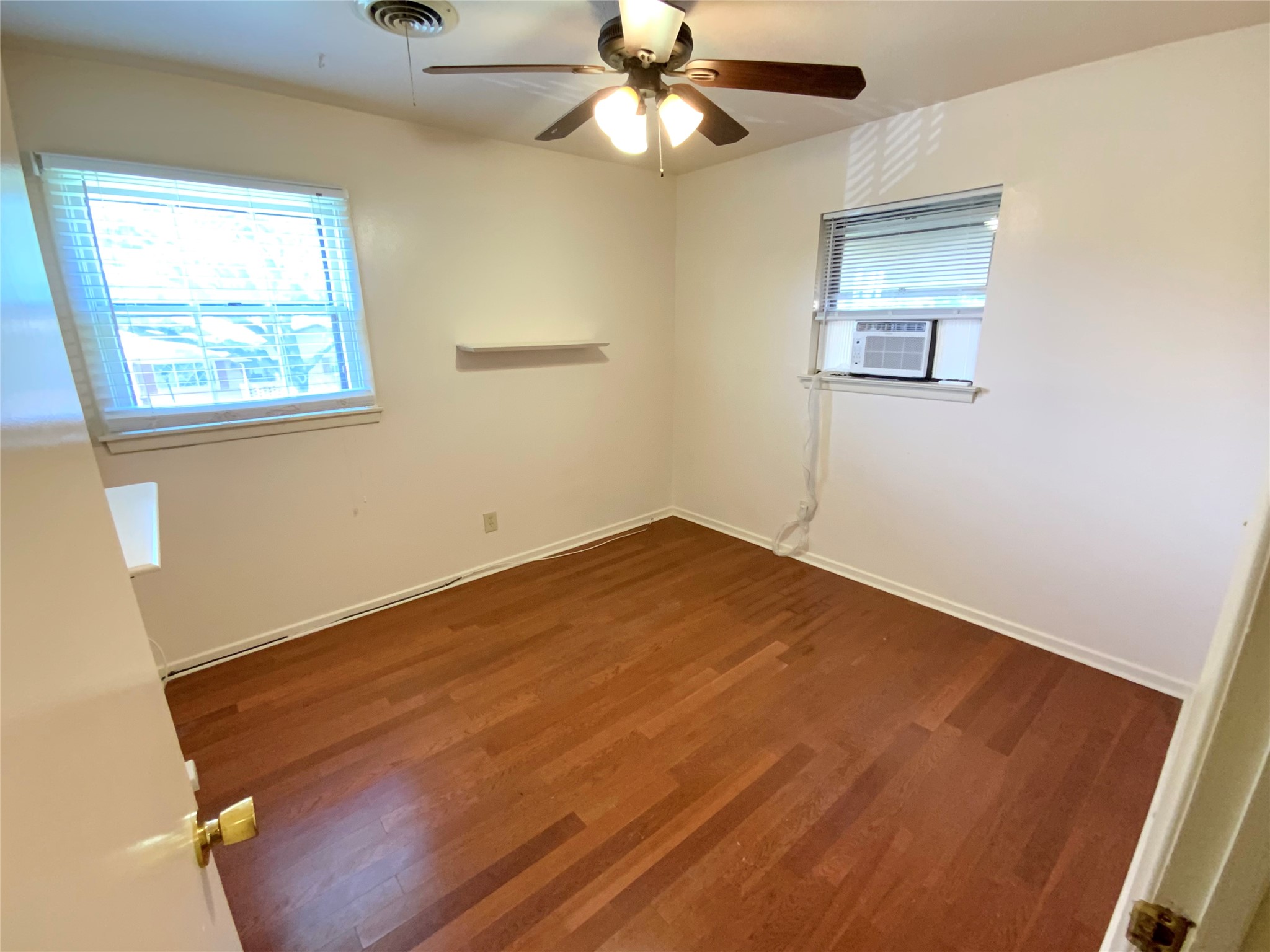 213 Georgian Road Fort Worth TX 76134