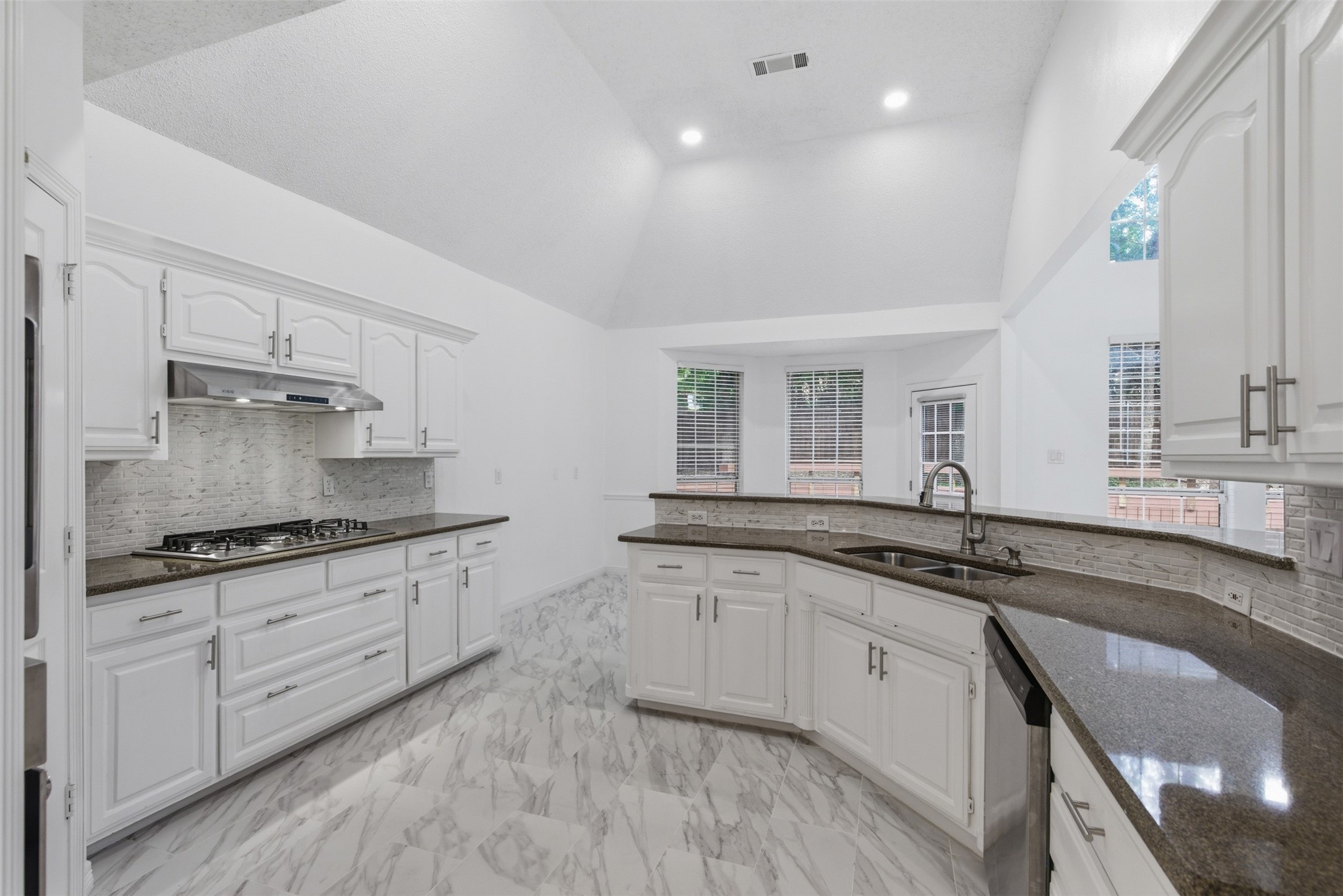 305 W Mill Valley Drive Colleyville TX 76034