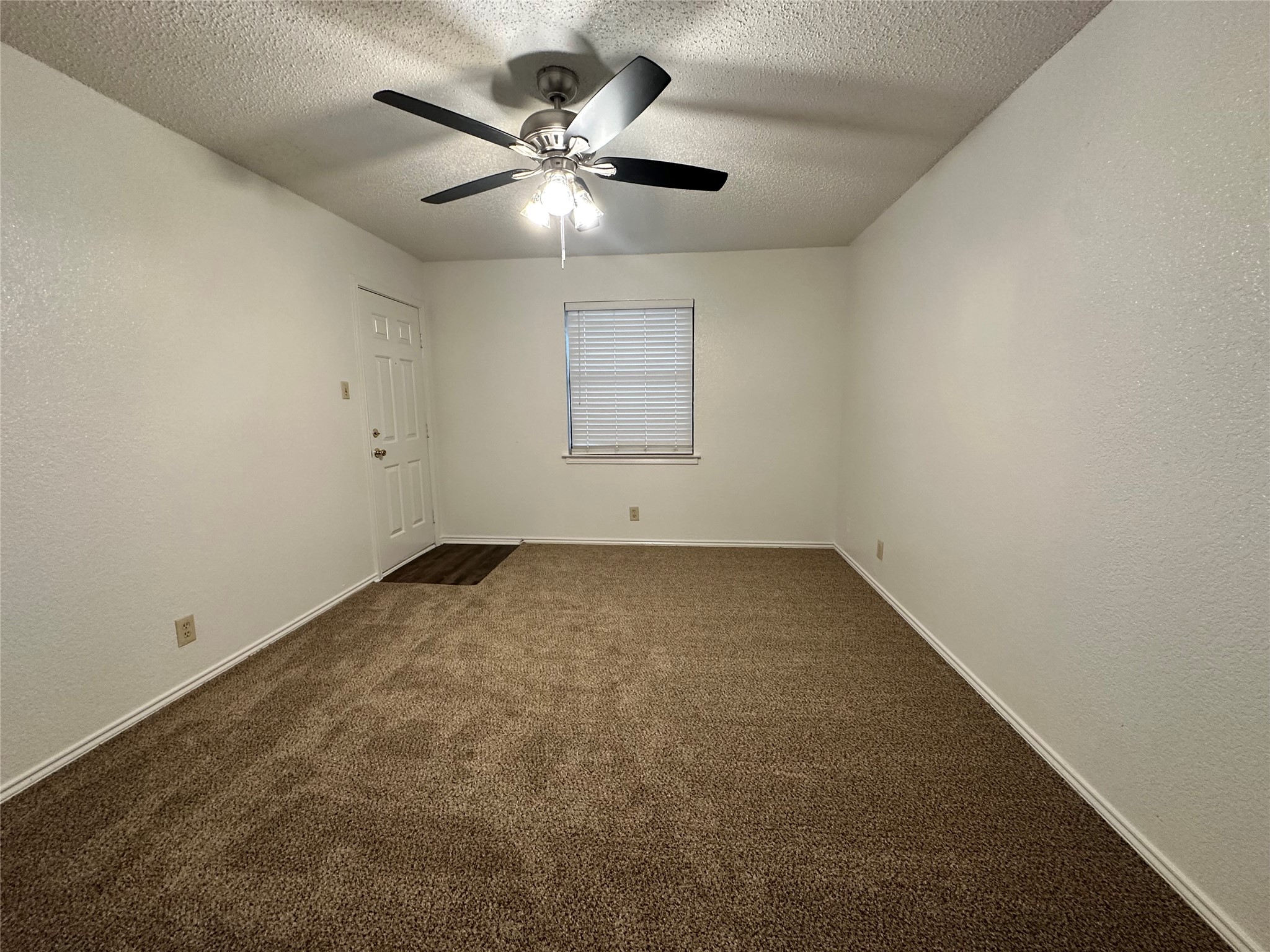 833 White Rock Street Saginaw TX 76179