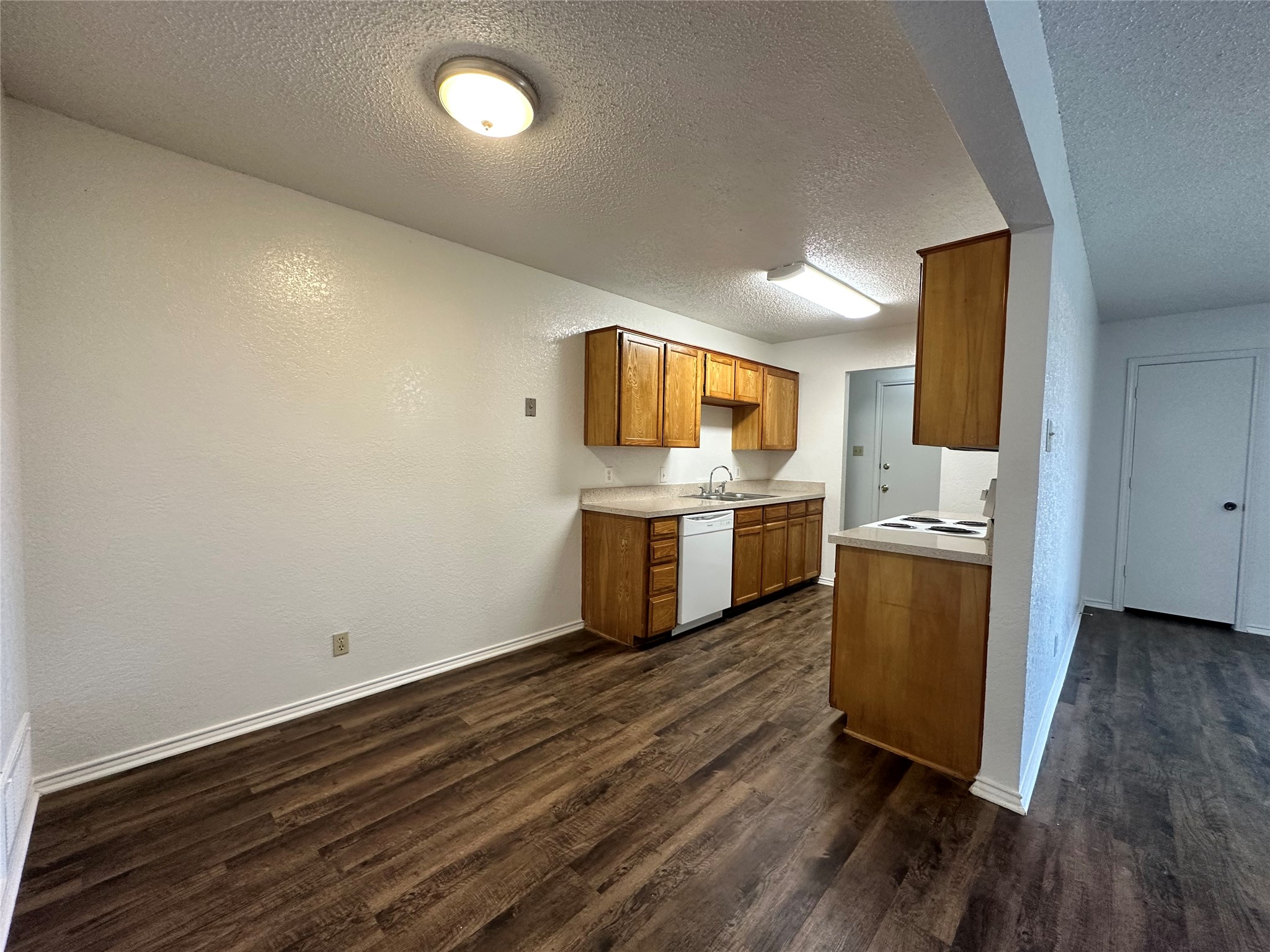 833 White Rock Street Saginaw TX 76179