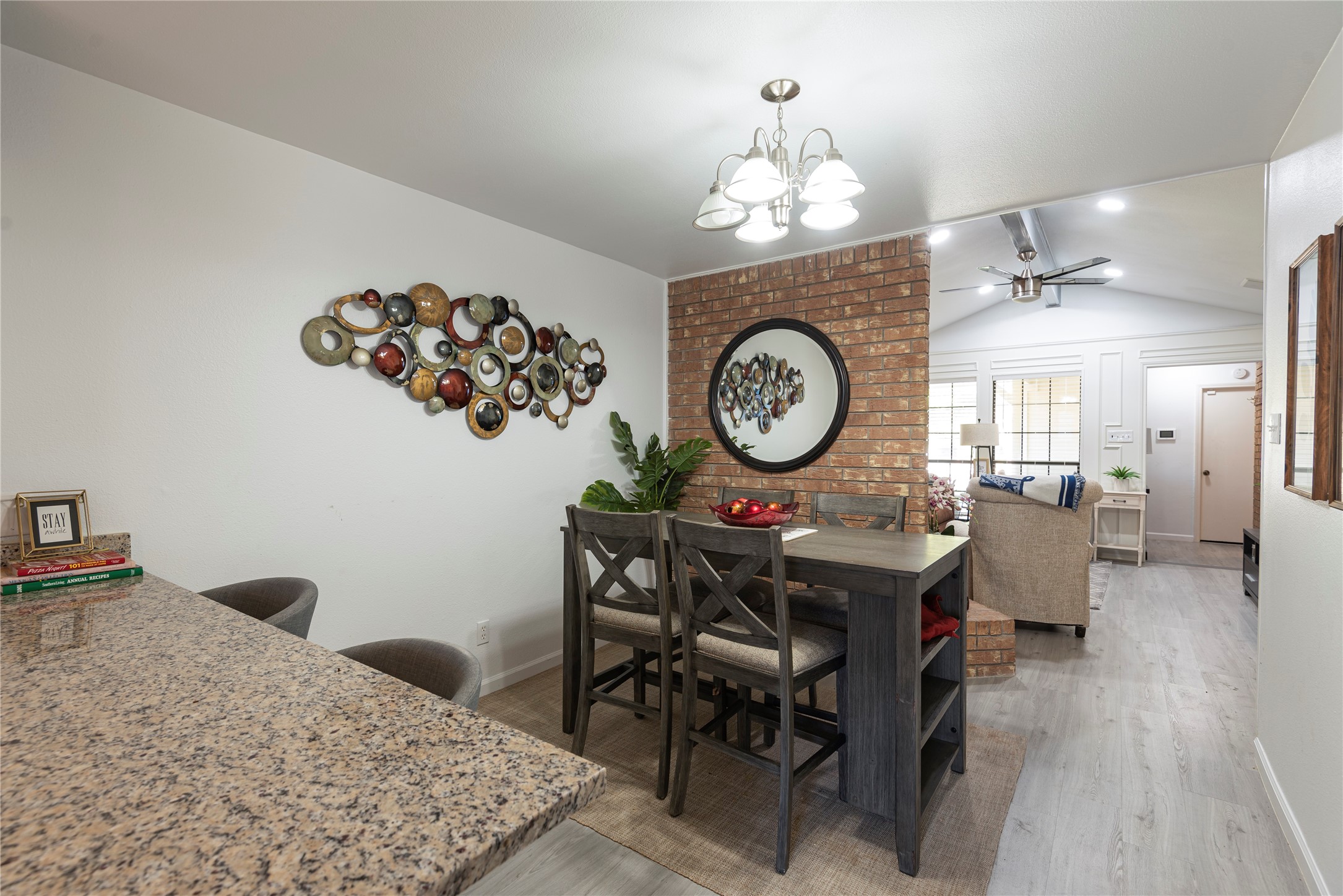 6910 Winding Creek Court Dallas TX 75252