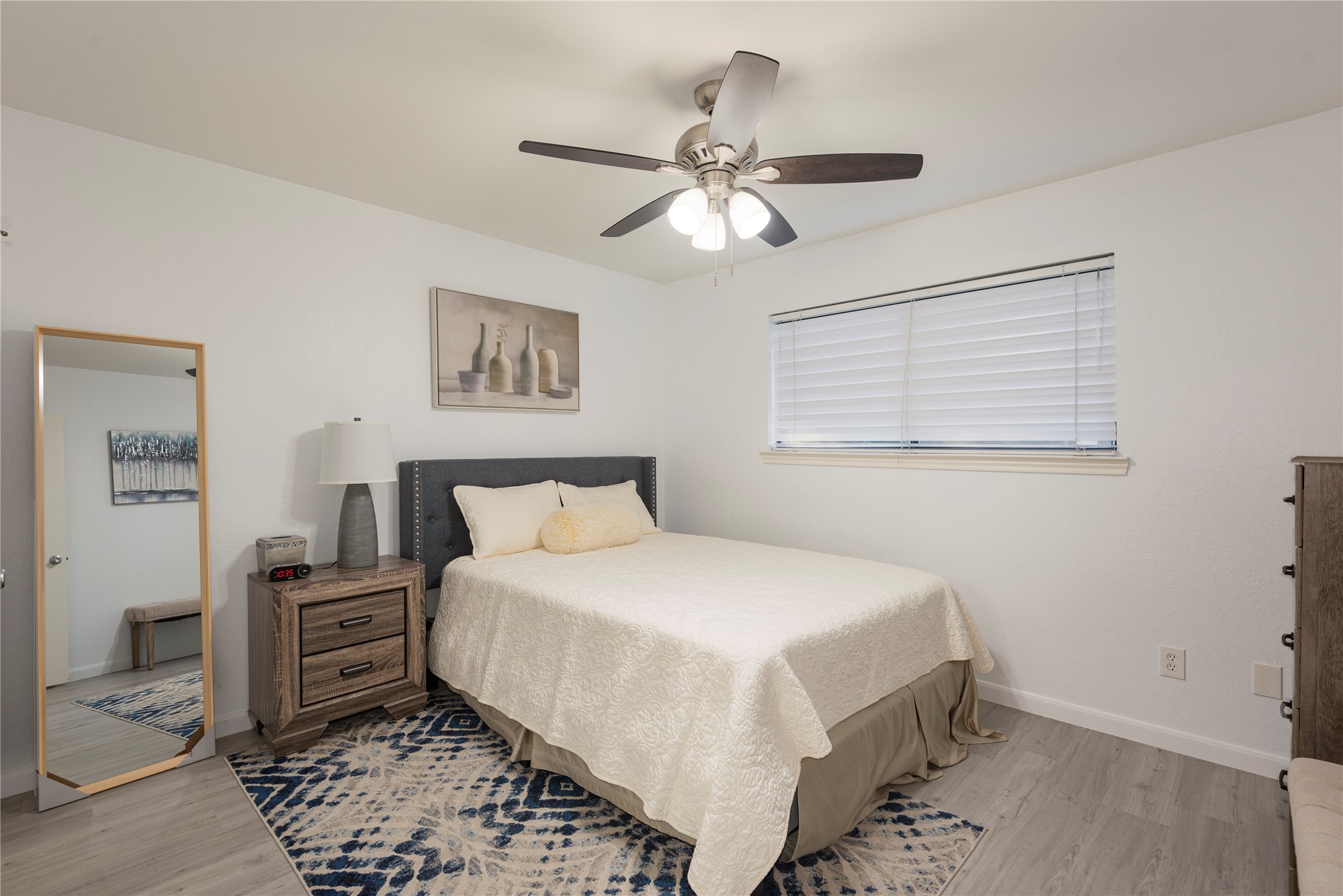 6910 Winding Creek Court Dallas TX 75252