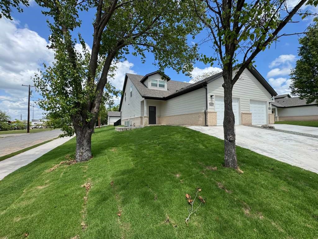 419 W Dulin Street Sherman TX 75090