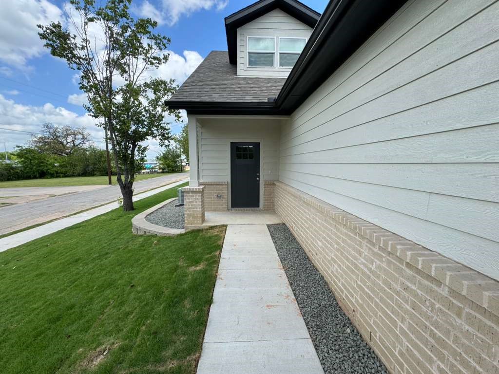 419 W Dulin Street Sherman TX 75090