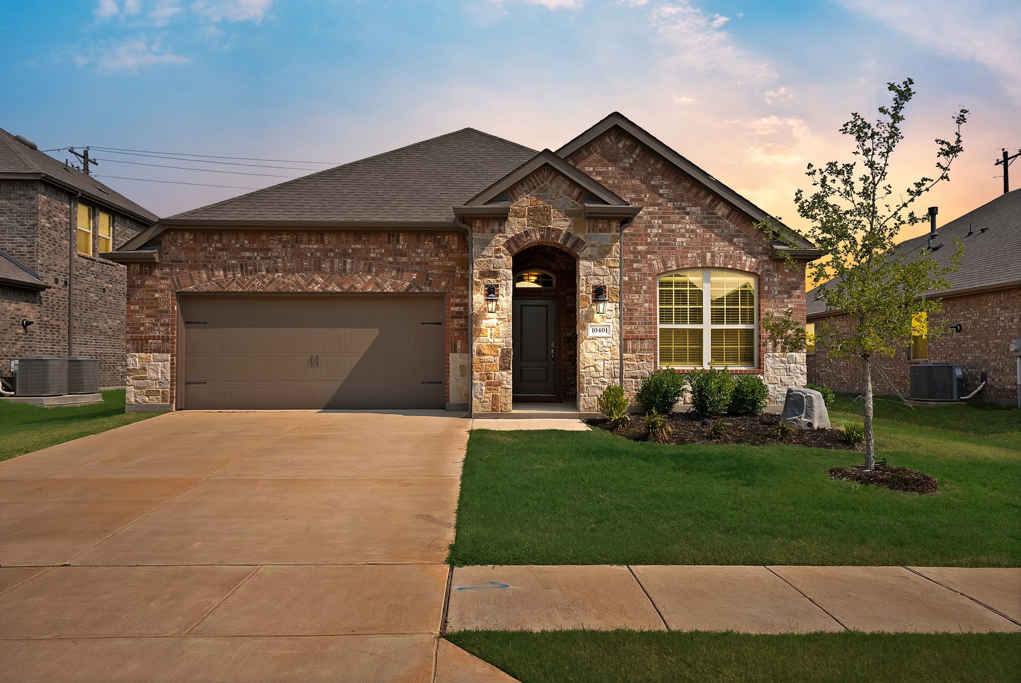 10401 Table Bluff Street Aubrey TX 76227