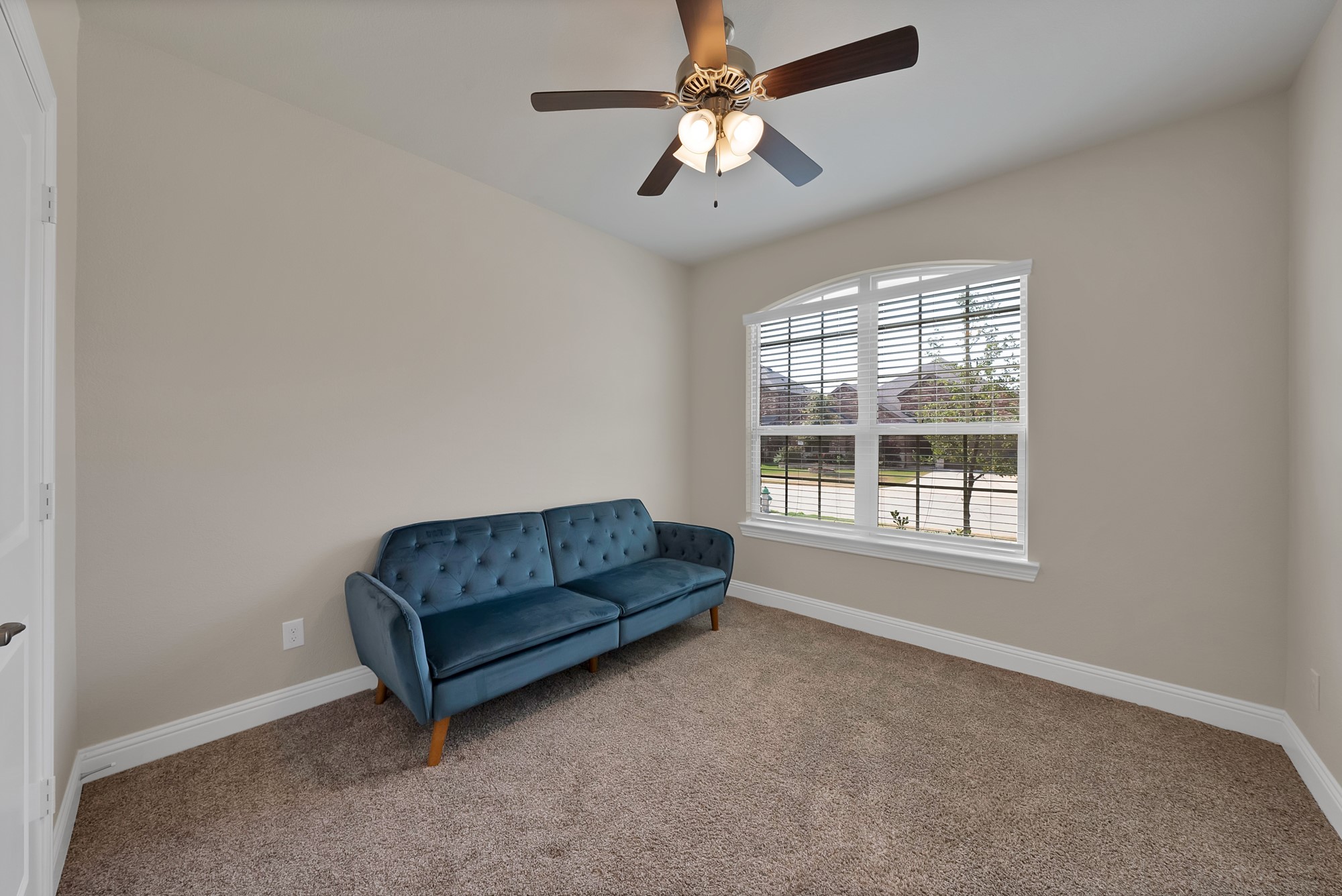 10401 Table Bluff Street Aubrey TX 76227
