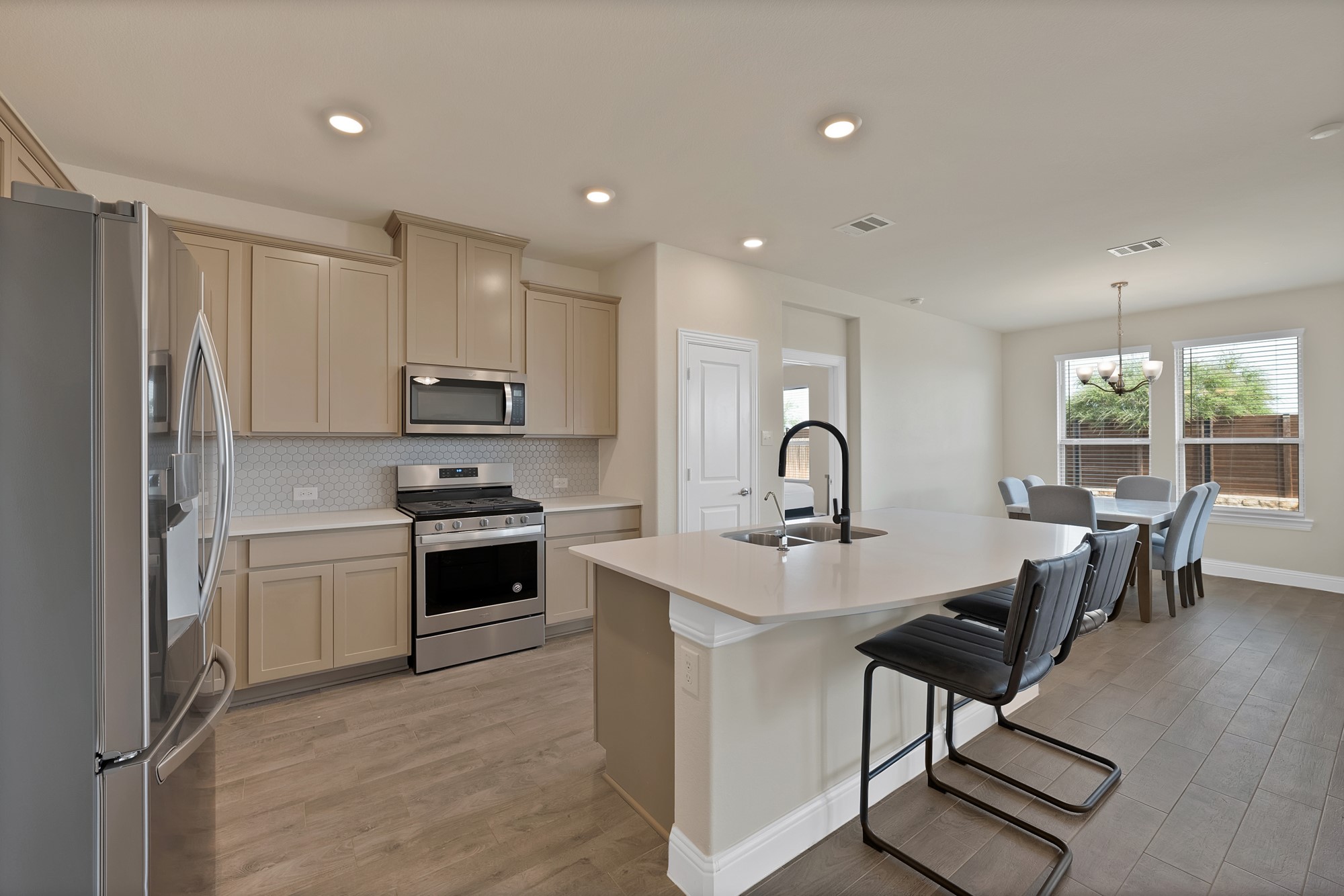 10401 Table Bluff Street Aubrey TX 76227