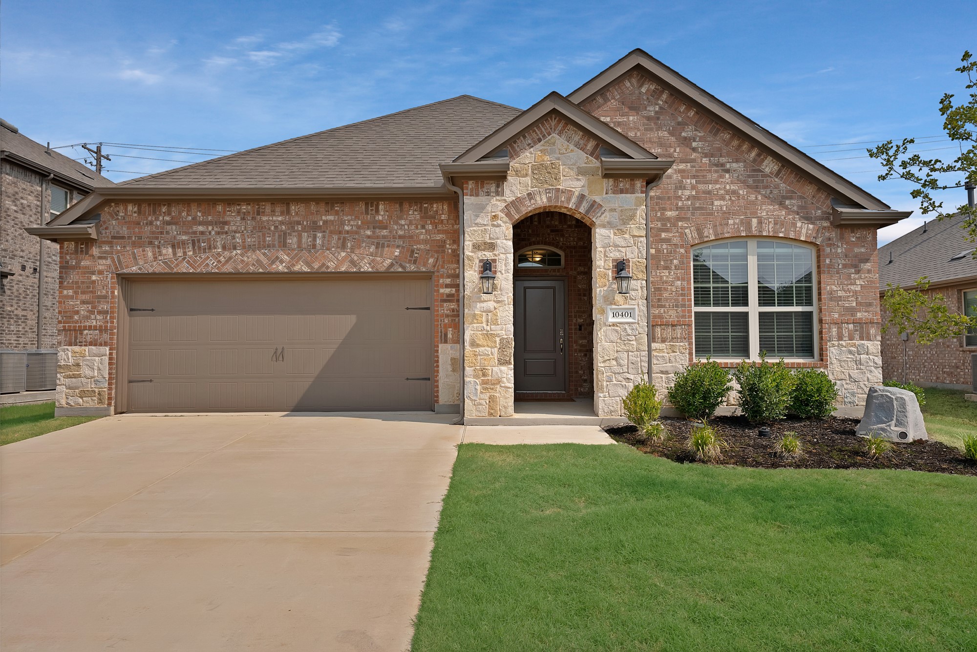 10401 Table Bluff Street Aubrey TX 76227