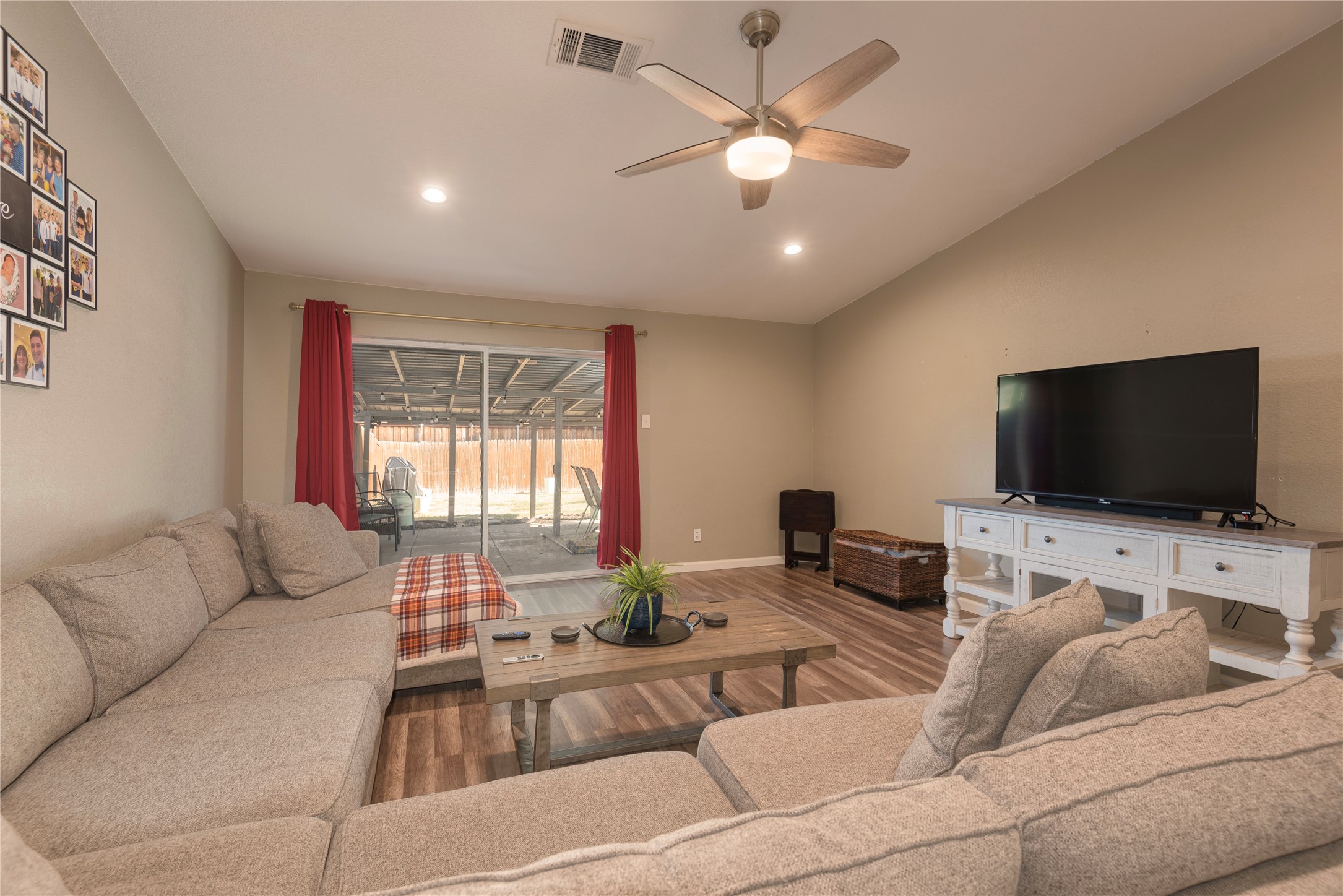 2211 Yewpon Drive Carrollton TX 75007