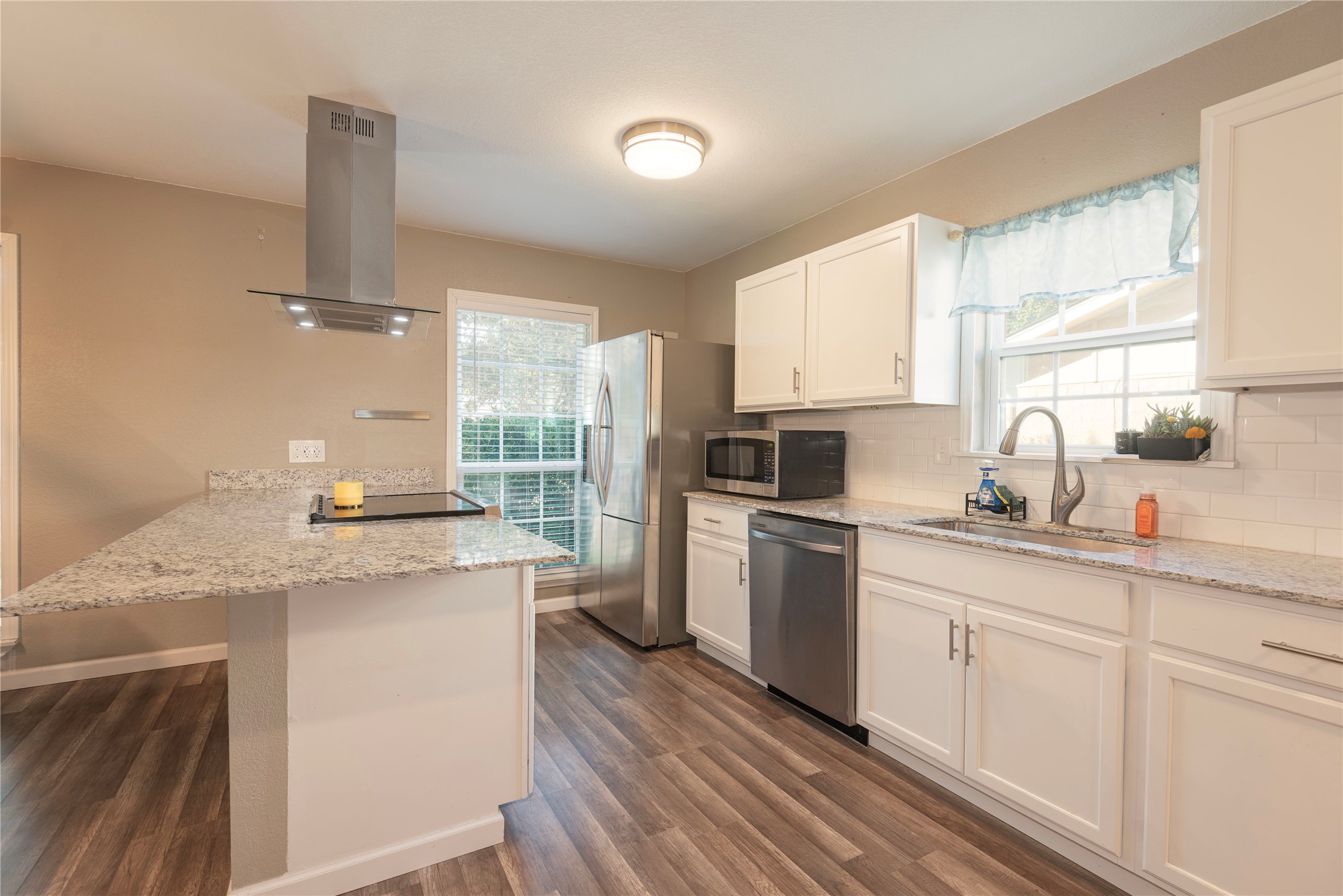2211 Yewpon Drive Carrollton TX 75007
