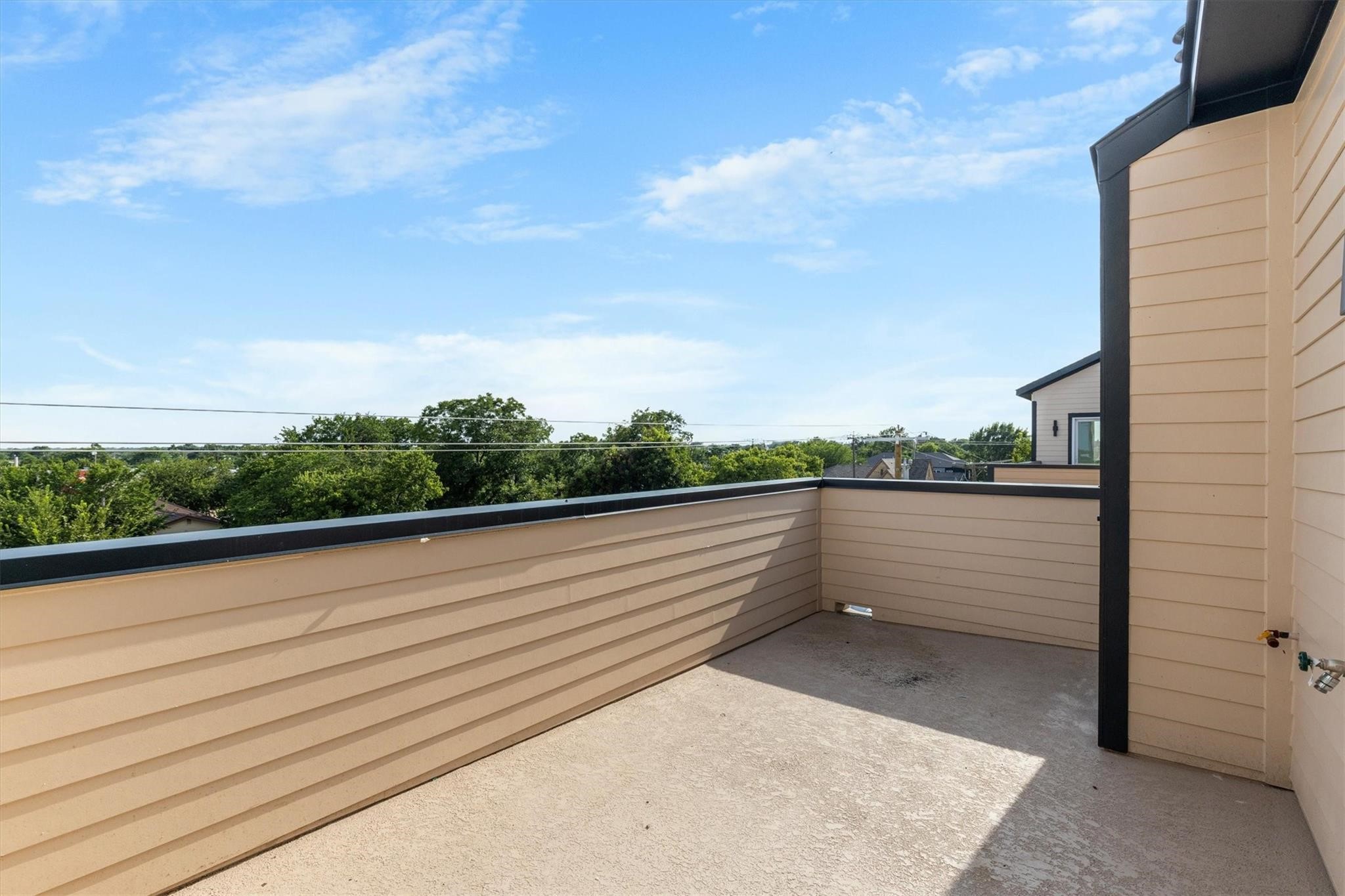 723 W 10th Street Dallas TX 75208