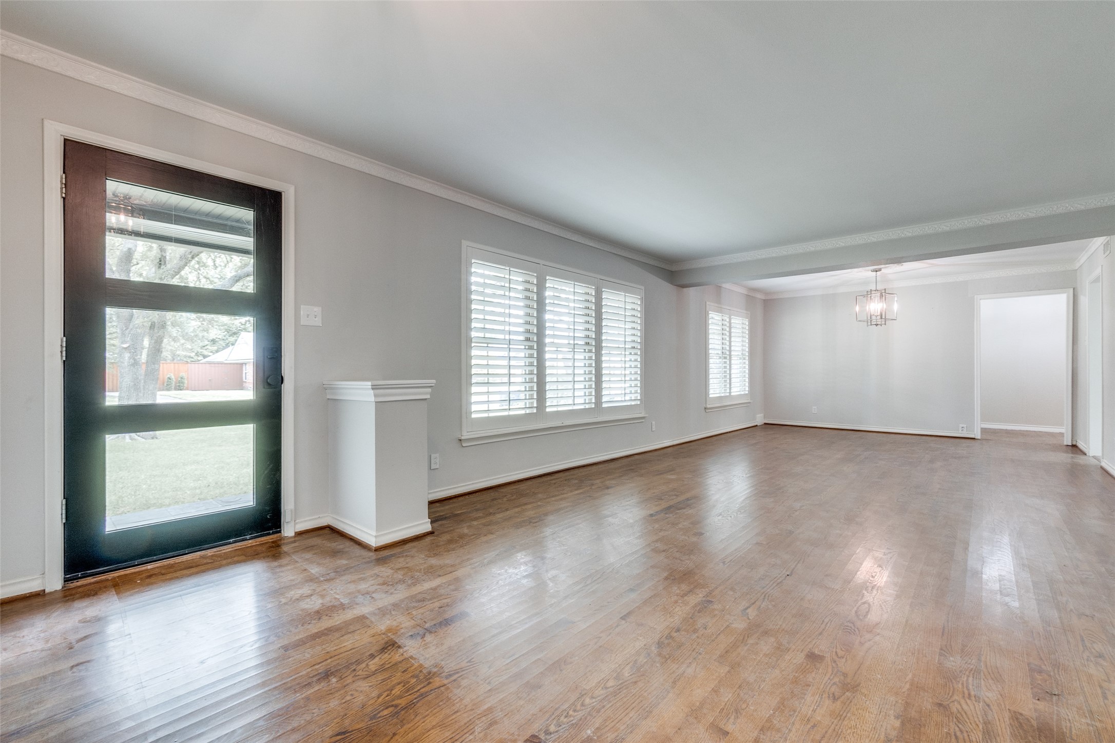 5919 Elderwood Drive Dallas TX 75230