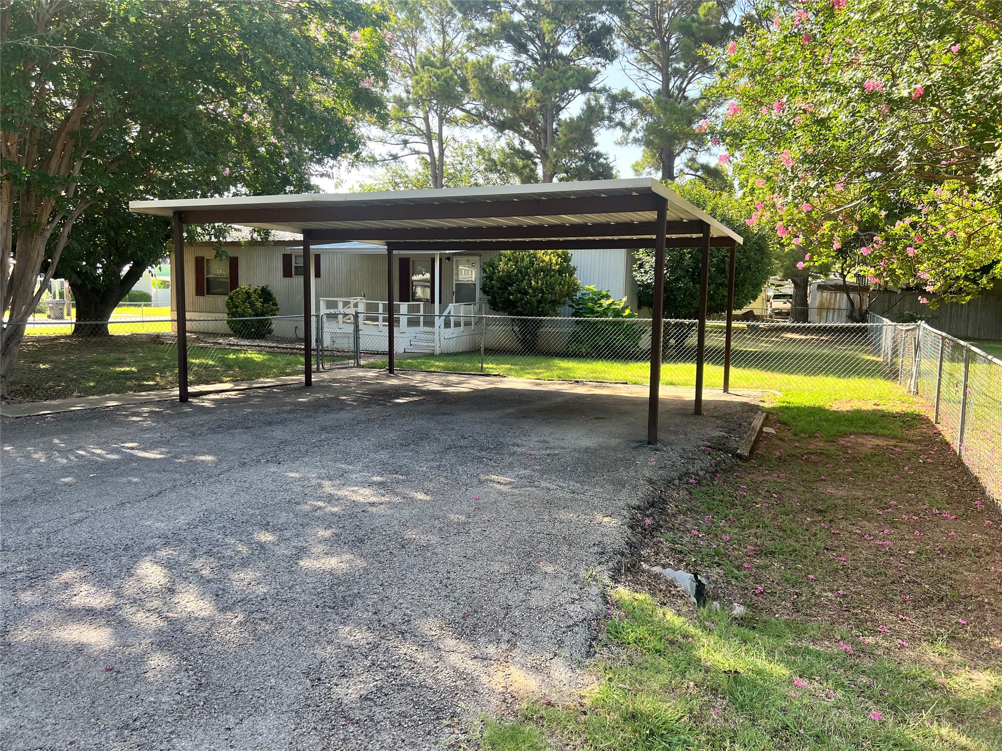 4528 Wildwood Circle Granbury TX 76049