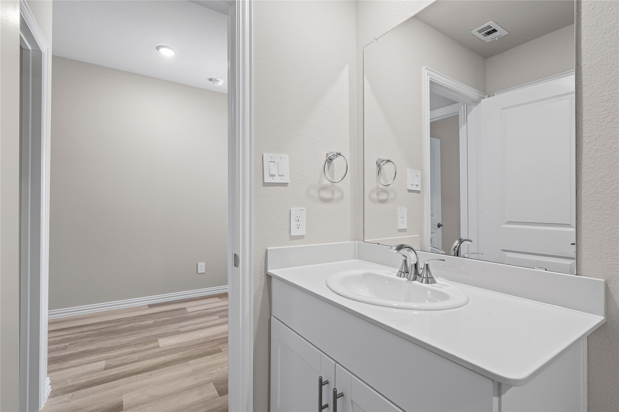 416 Stagg Street Mckinney TX 75069
