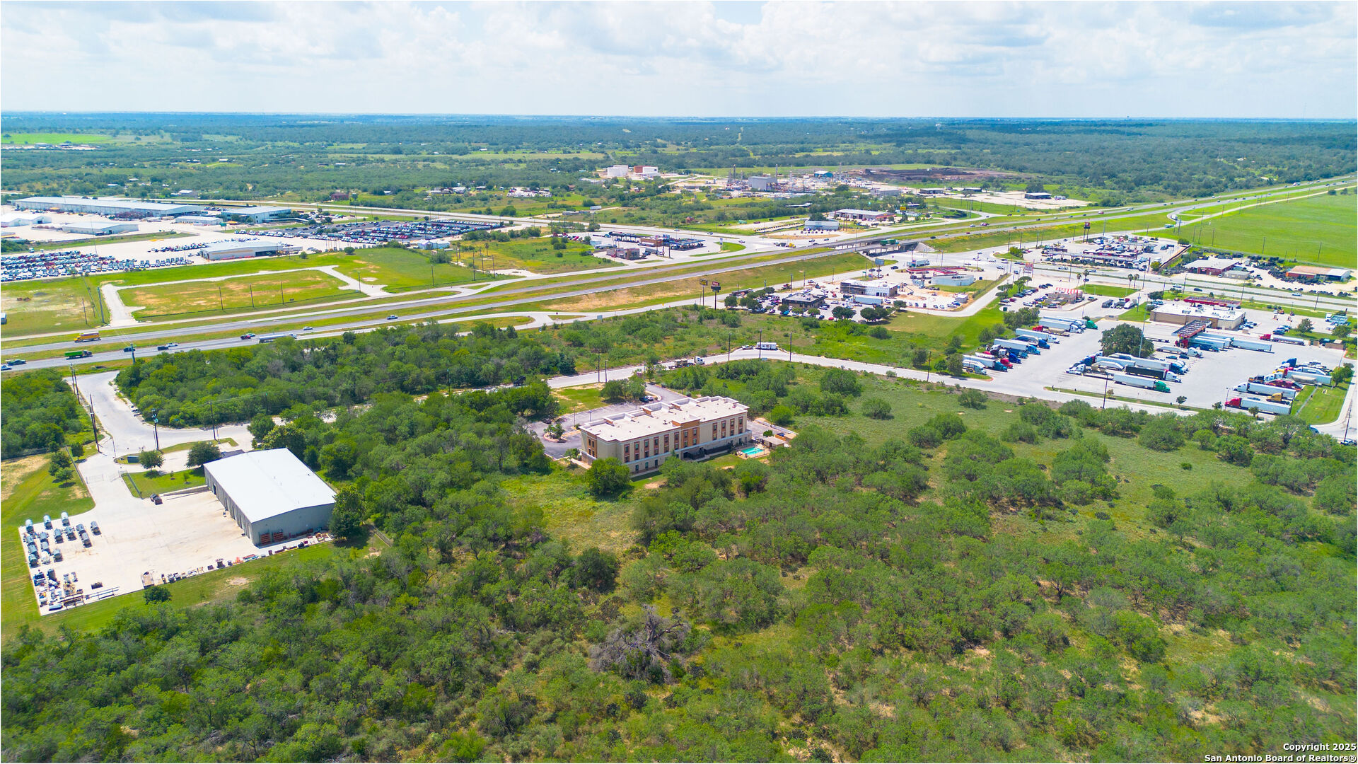 20011 Eagle Ford Elmendorf TX 78112