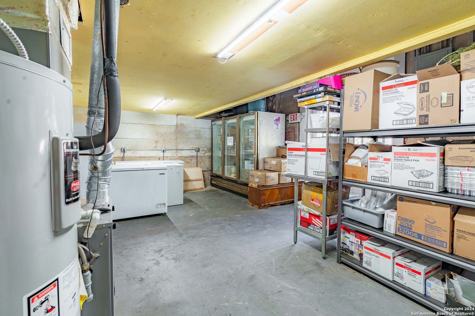 105 N Main Street Hallettsville TX 77964