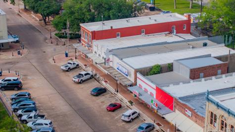 105 N Main Street Hallettsville TX 77964