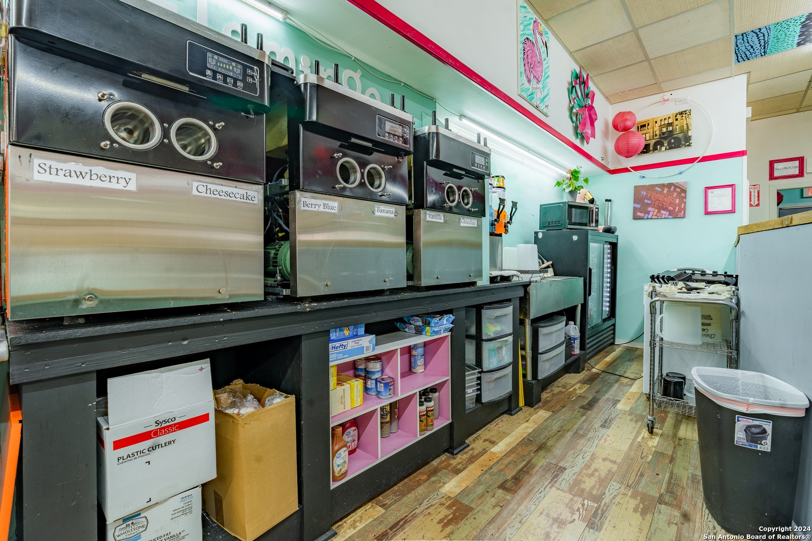 105 N Main Street Hallettsville TX 77964