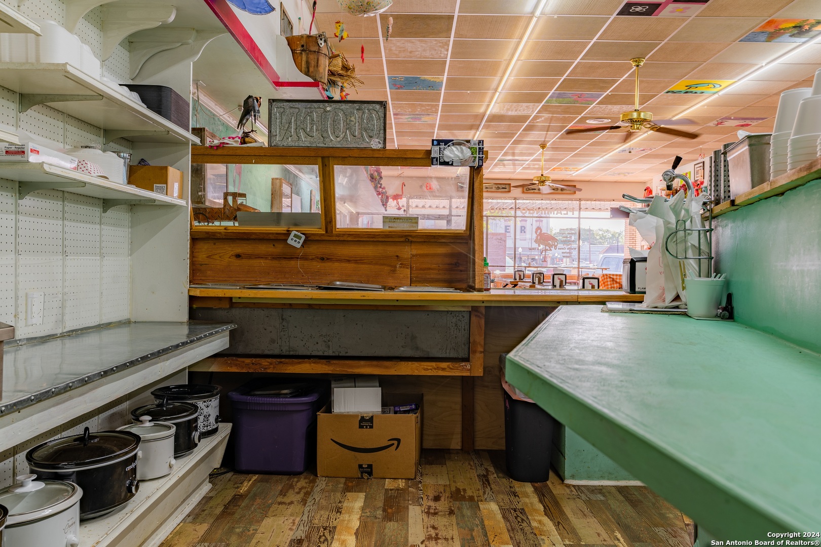 105 N Main Street Hallettsville TX 77964