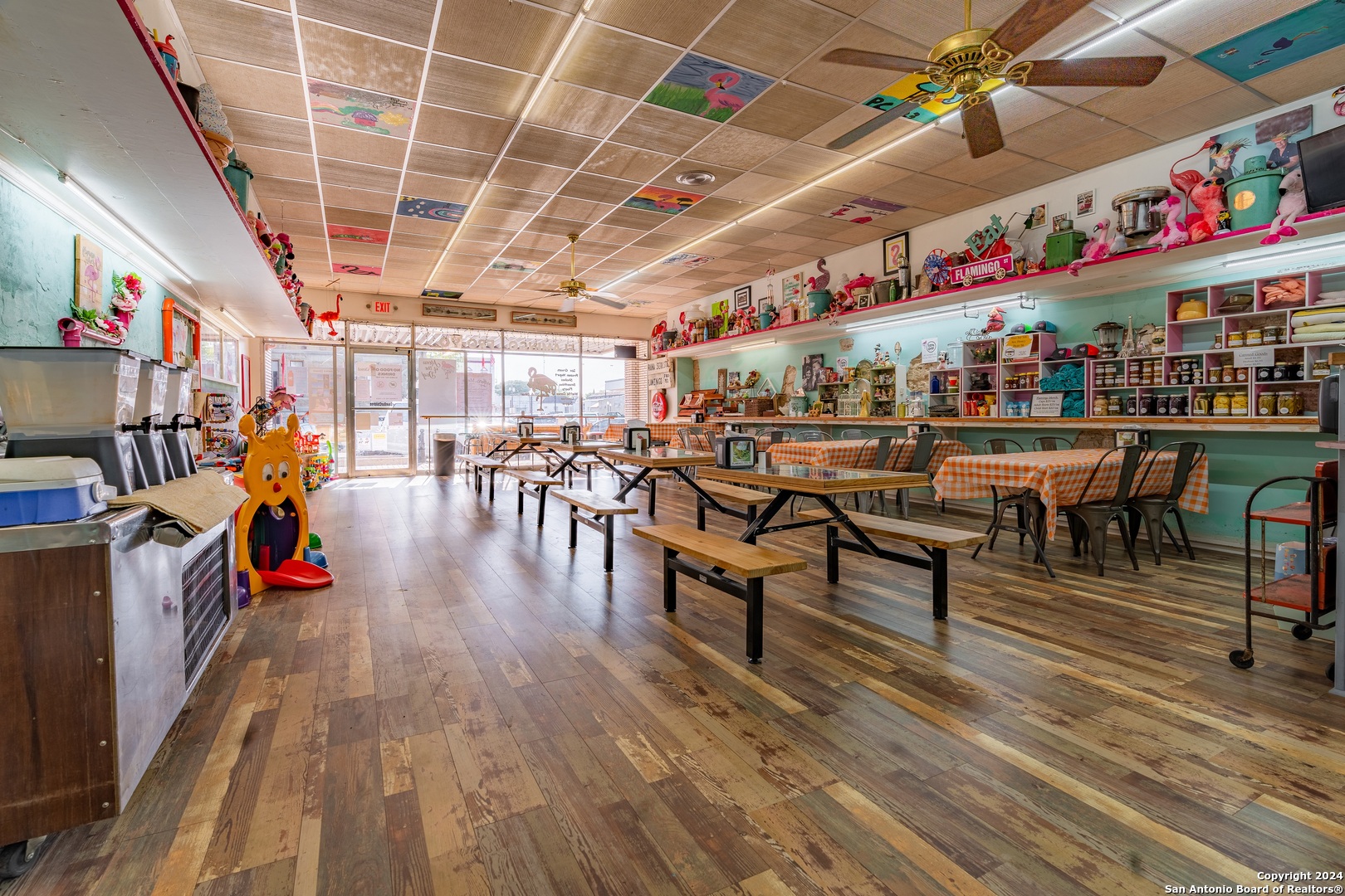 105 N Main Street Hallettsville TX 77964