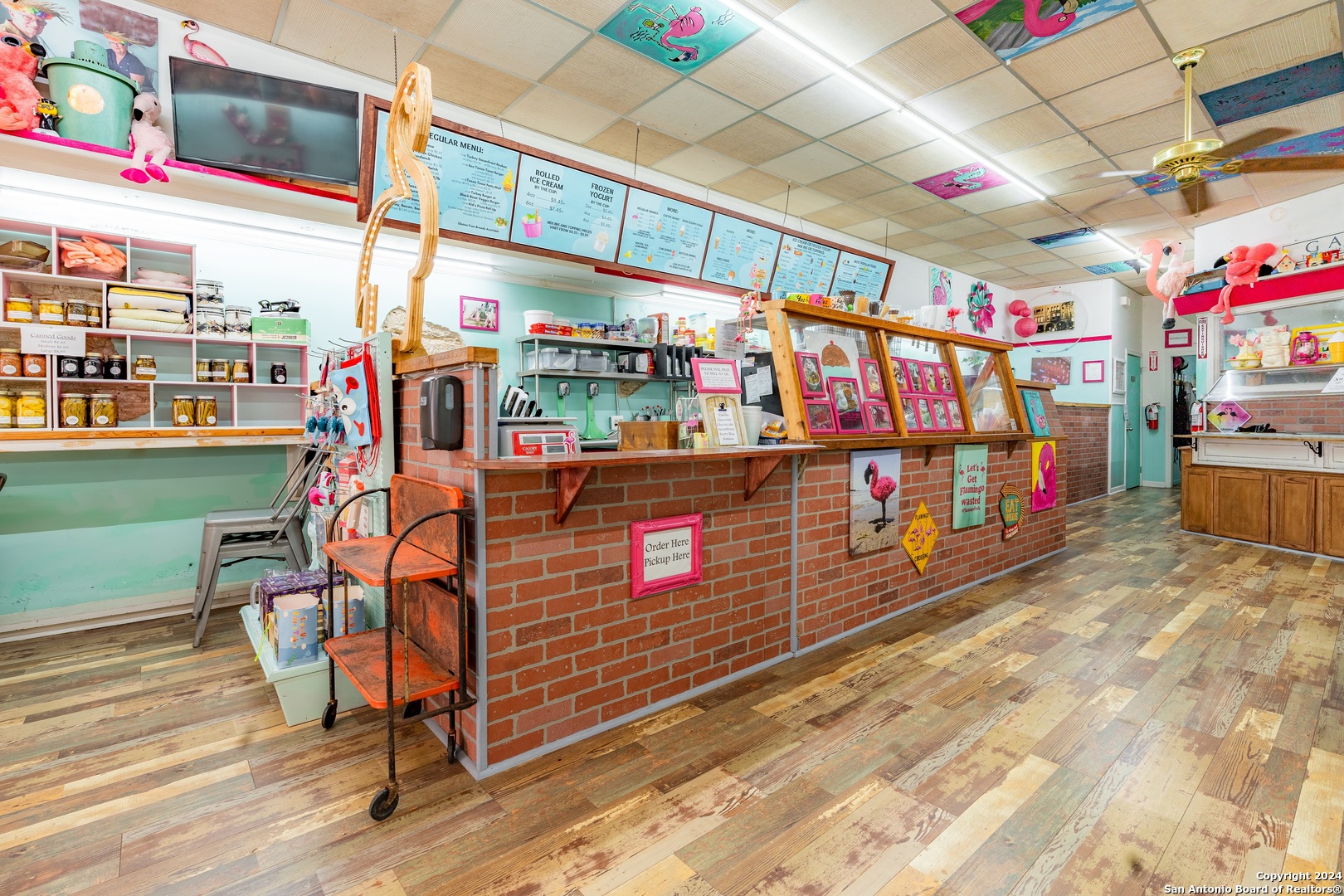 105 N Main Street Hallettsville TX 77964