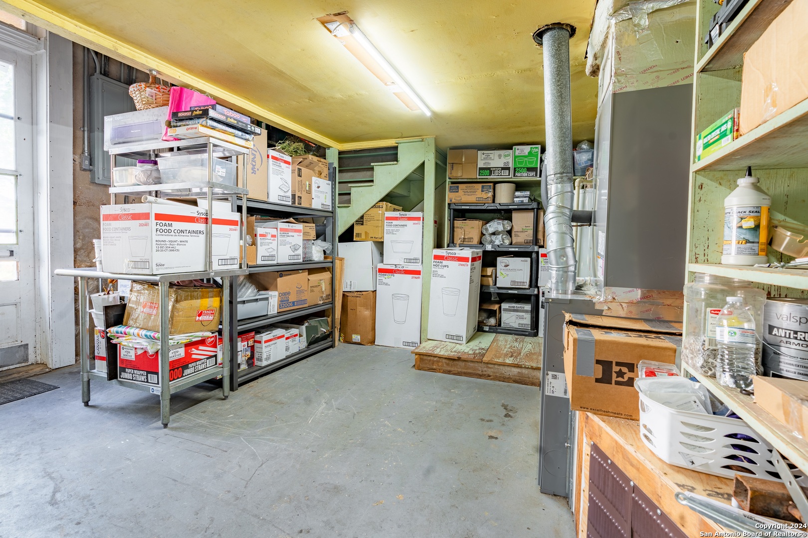 105 N Main Street Hallettsville TX 77964