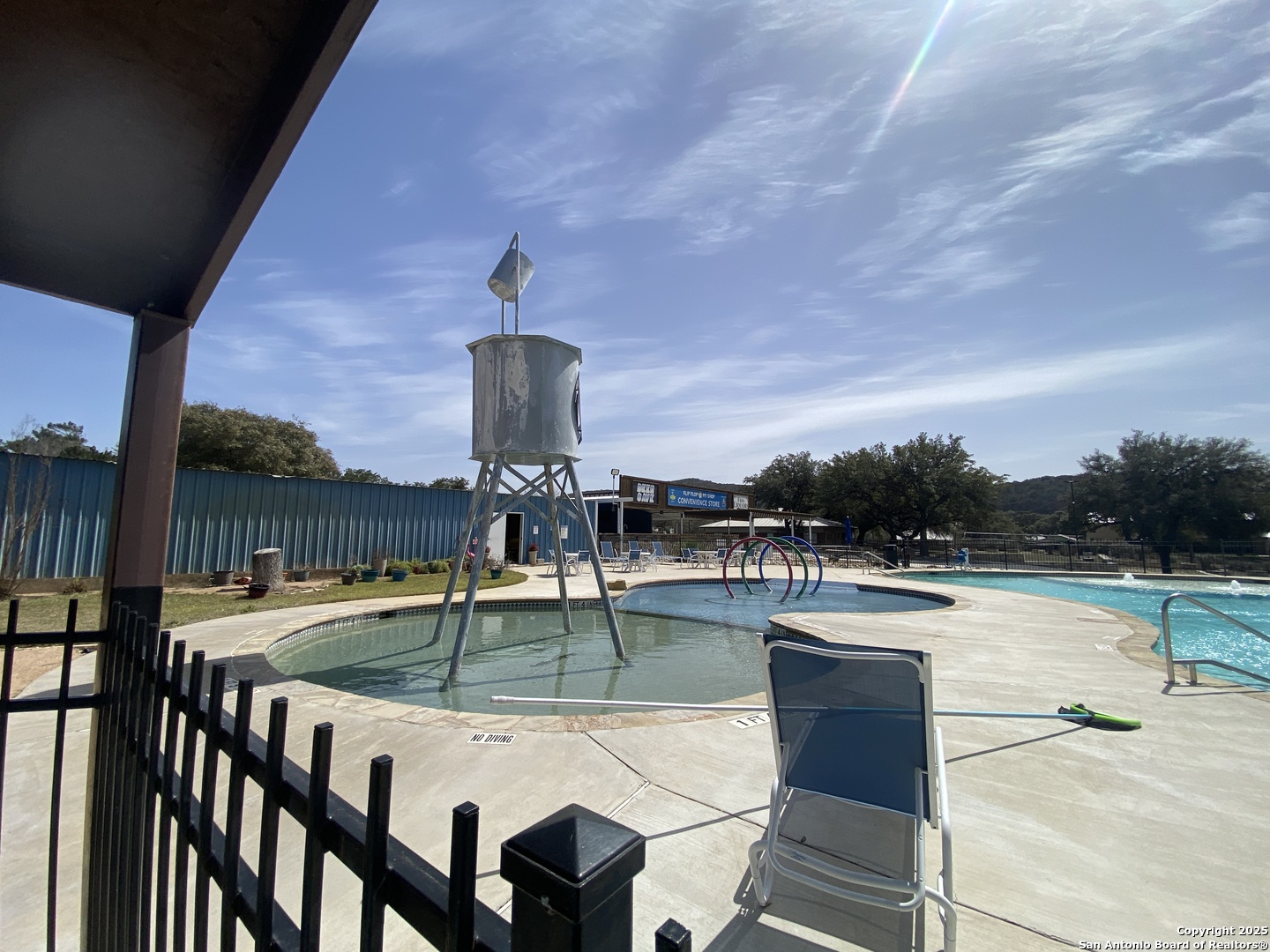 49 Encino Concan TX 78838