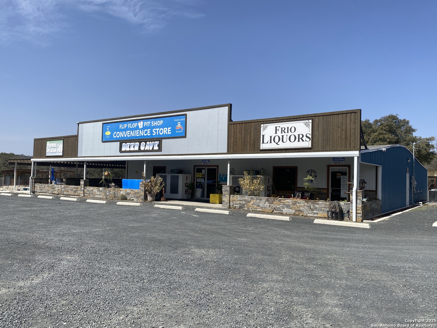 49 Encino Concan TX 78838