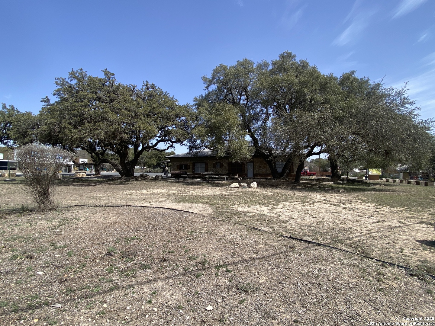 49 Encino Concan TX 78838