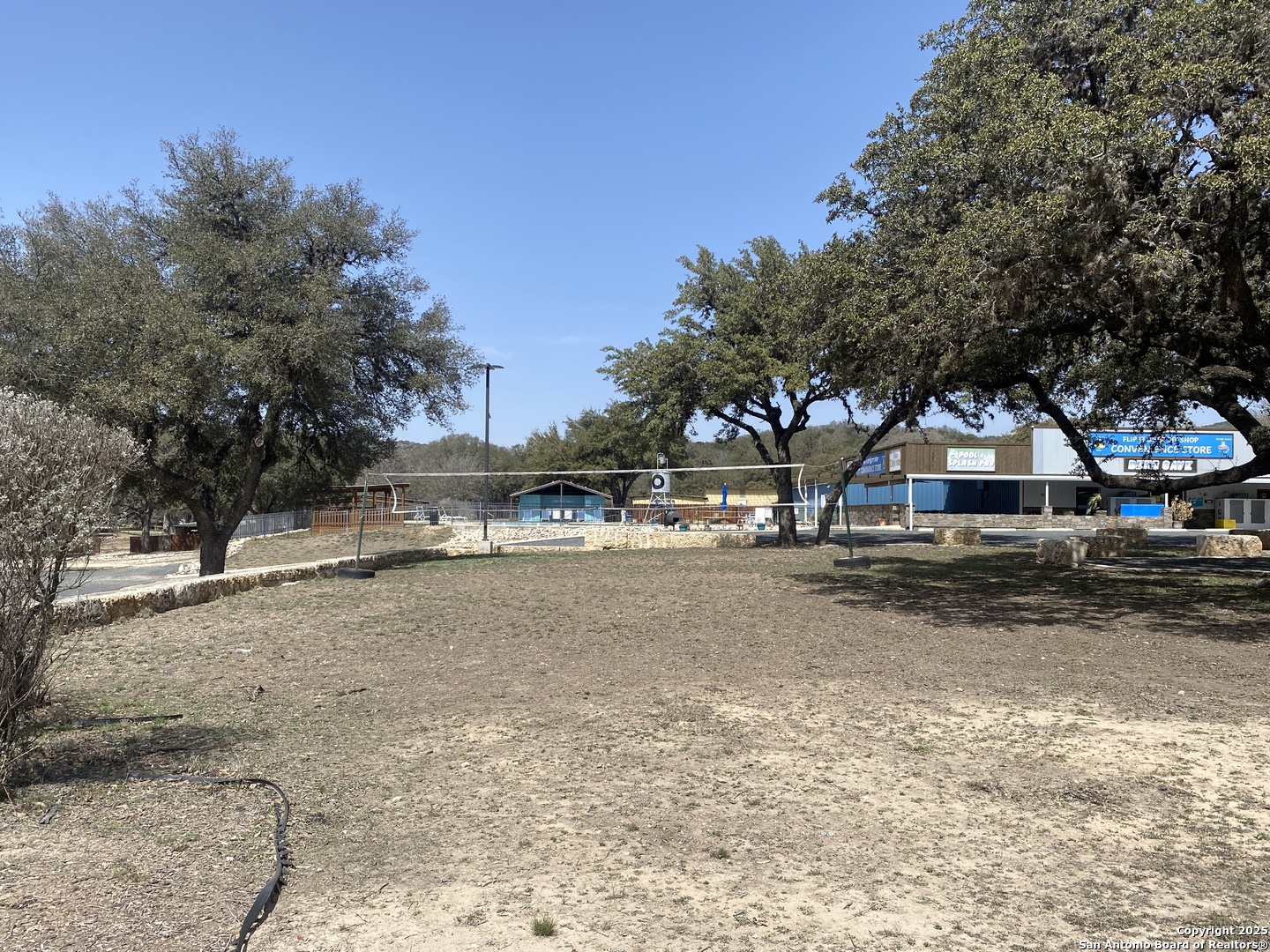 49 Encino Concan TX 78838