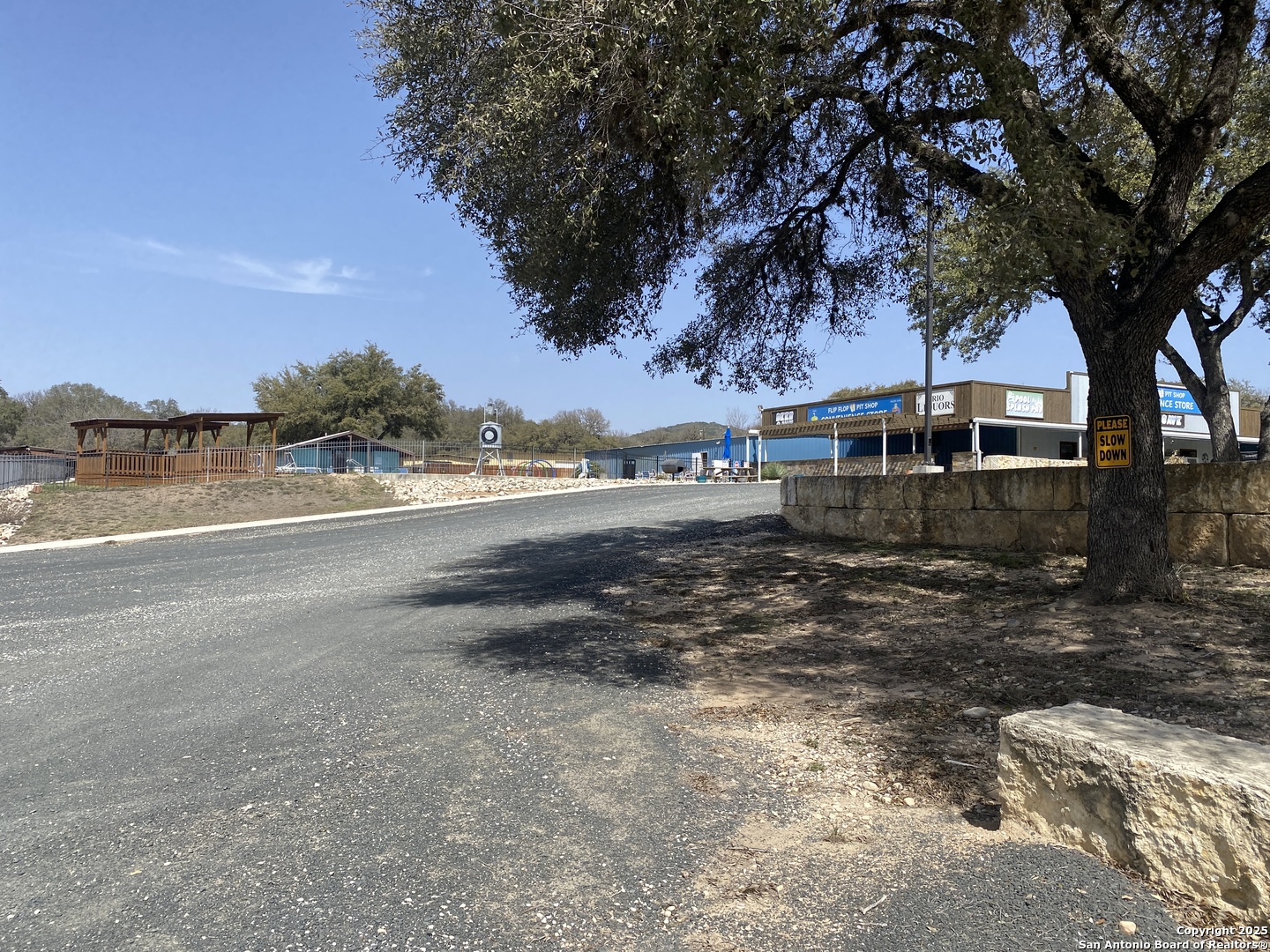 49 Encino Concan TX 78838