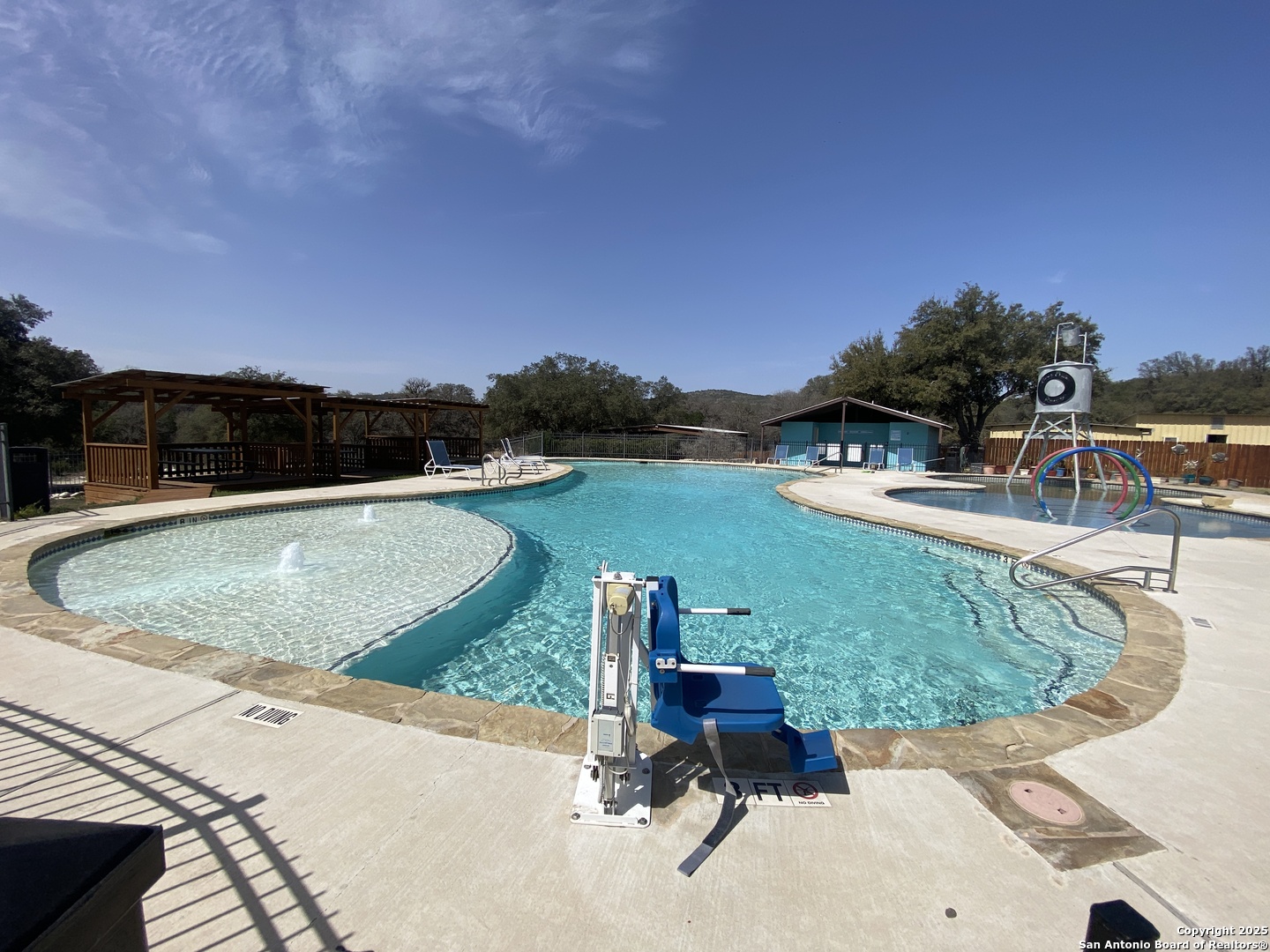 49 Encino Concan TX 78838