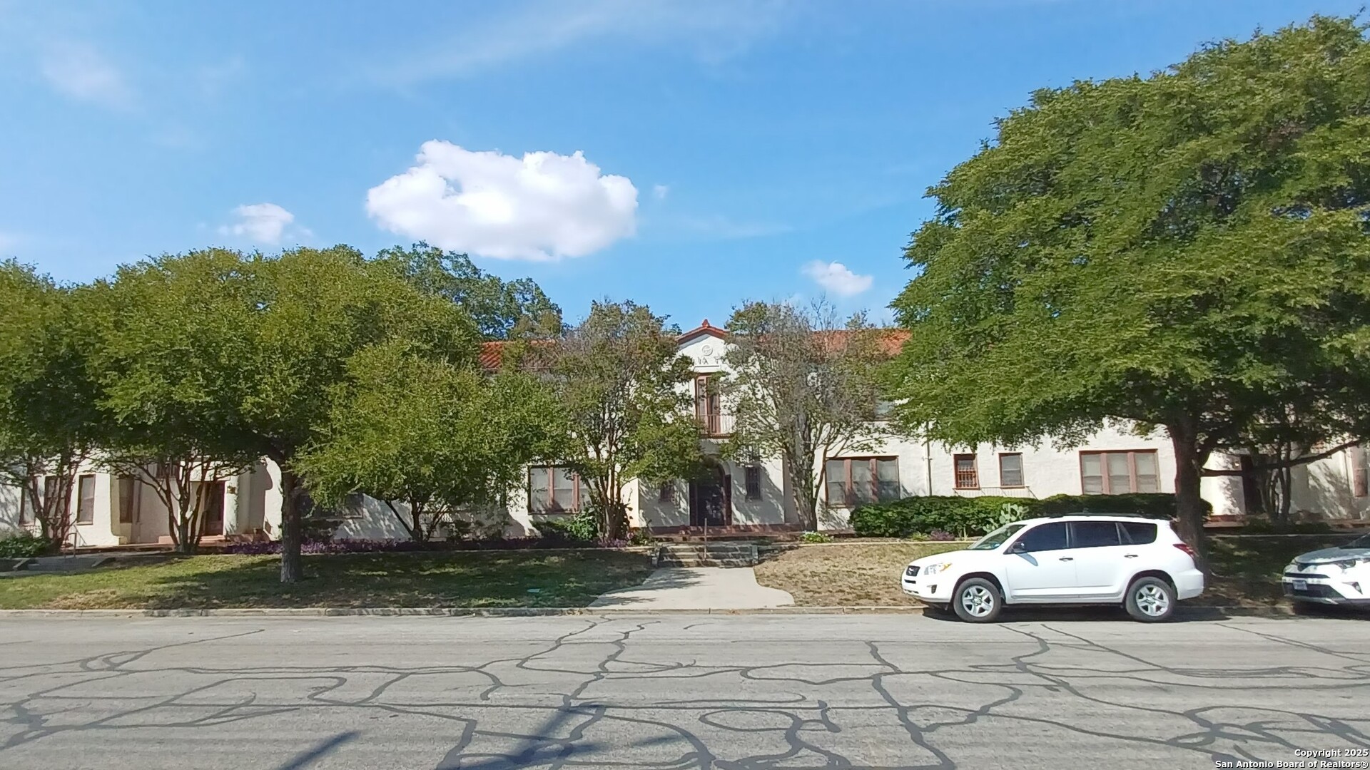 219 W Magnolia San Antonio TX 78212