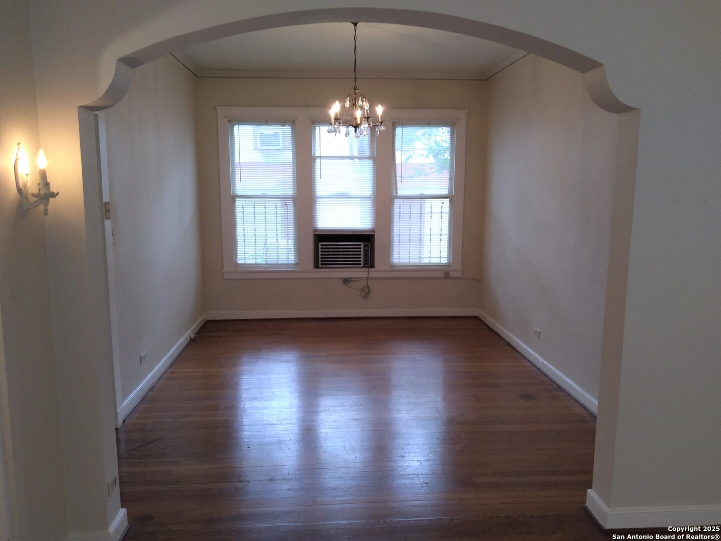 219 W Magnolia San Antonio TX 78212