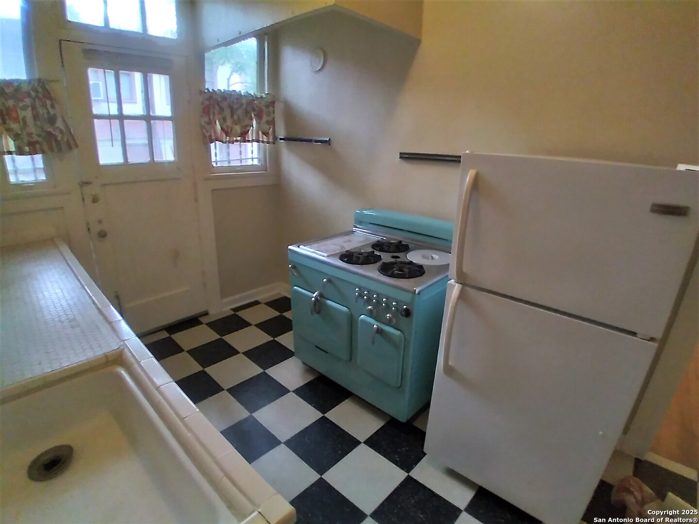 219 W Magnolia San Antonio TX 78212