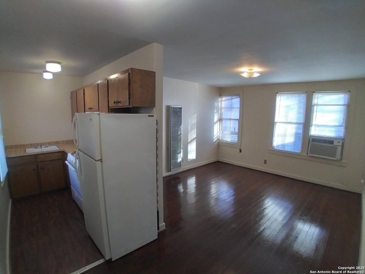 219 W Magnolia San Antonio TX 78212