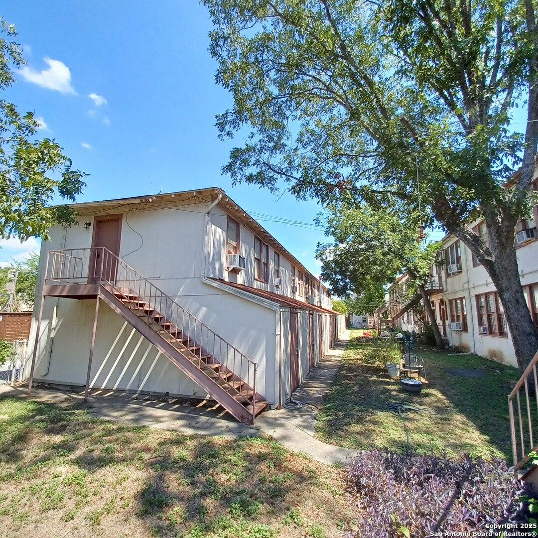 219 W Magnolia San Antonio TX 78212