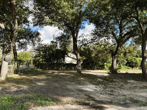 106 Rawe Avenue Cibolo TX 78108