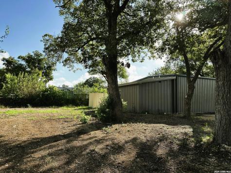 106 Rawe Avenue Cibolo TX 78108