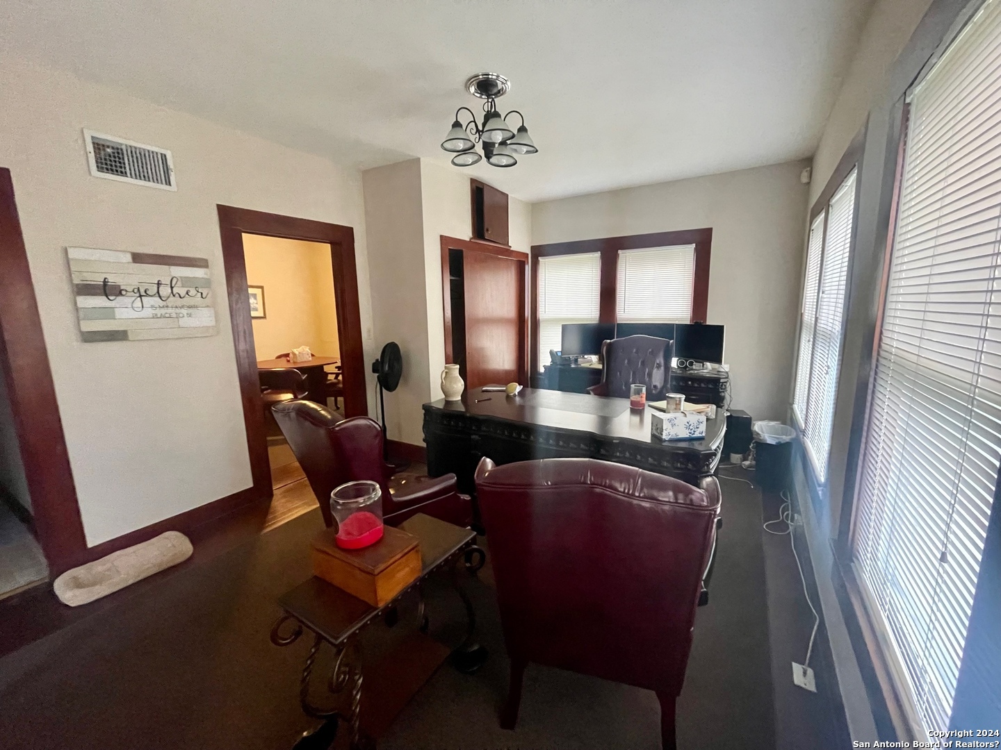 402 E San Antonio Avenue Boerne TX 78006