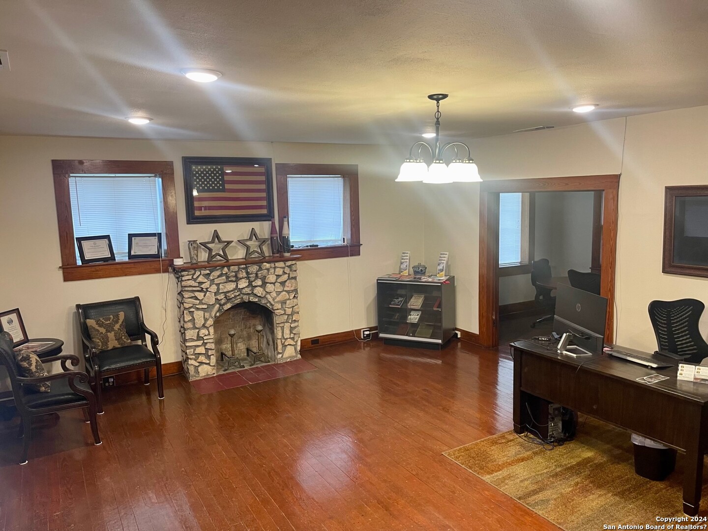 402 E San Antonio Avenue Boerne TX 78006