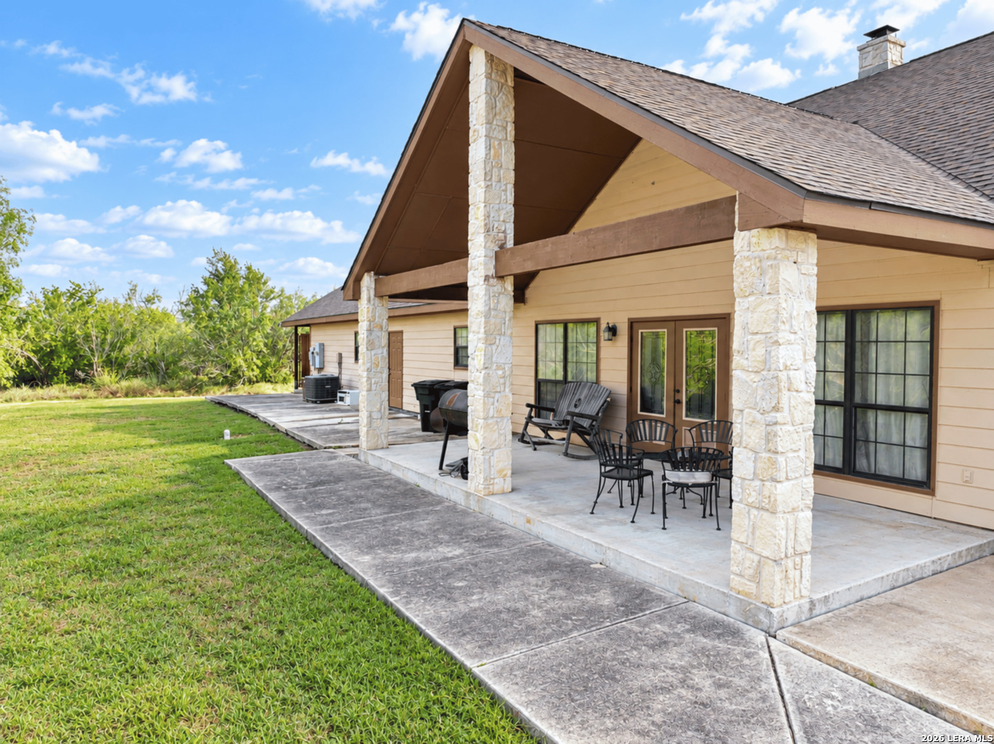 400 County Road 3821 San Antonio TX 78253