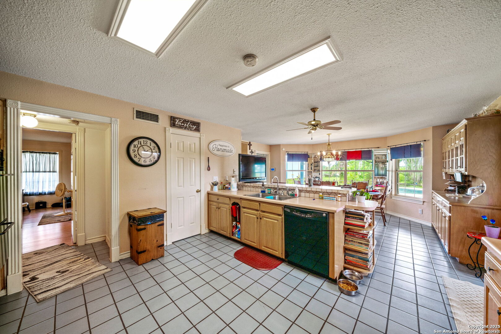 210 Tolle Road Cibolo TX 78108