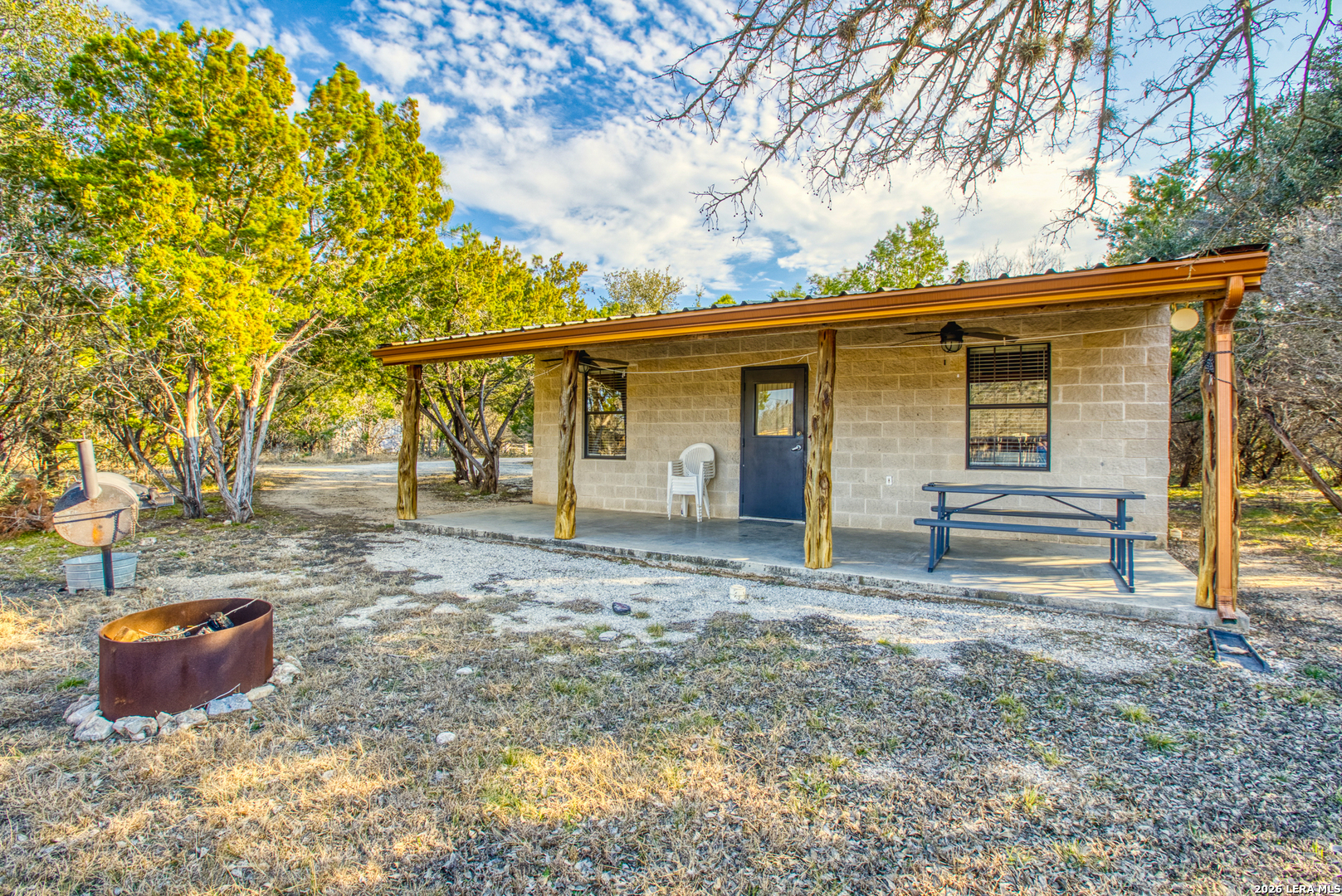 1047 County Road 350 Concan TX 78838