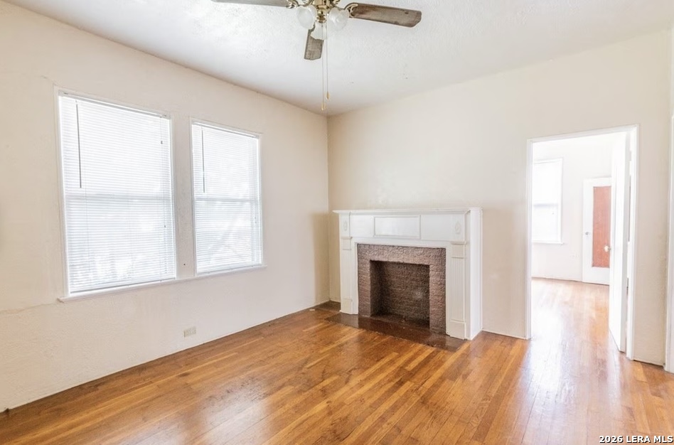 329 W Huisache Avenue San Antonio TX 78212