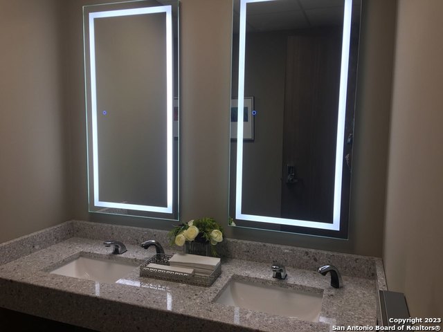 3700 Fredericksburg Road San Antonio TX 78201